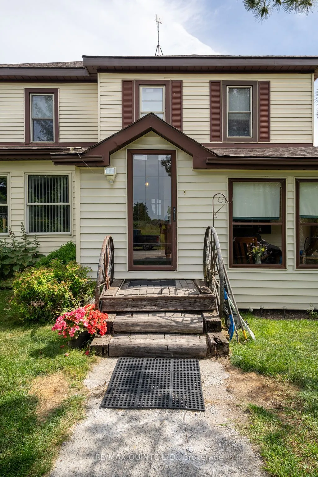 595 ELMBROOK Road