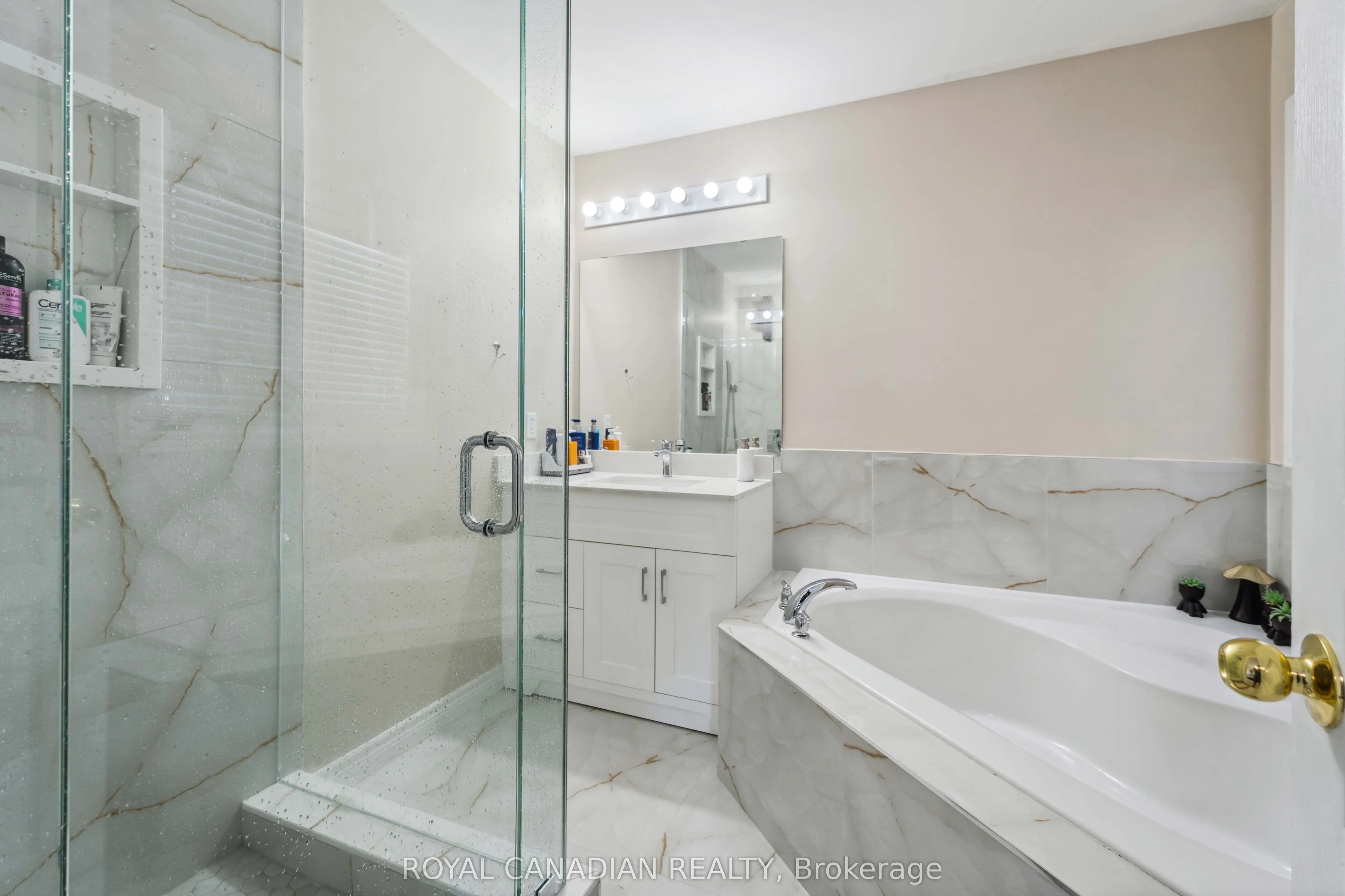 242 UPPER MOUNT ALBION Road, #42