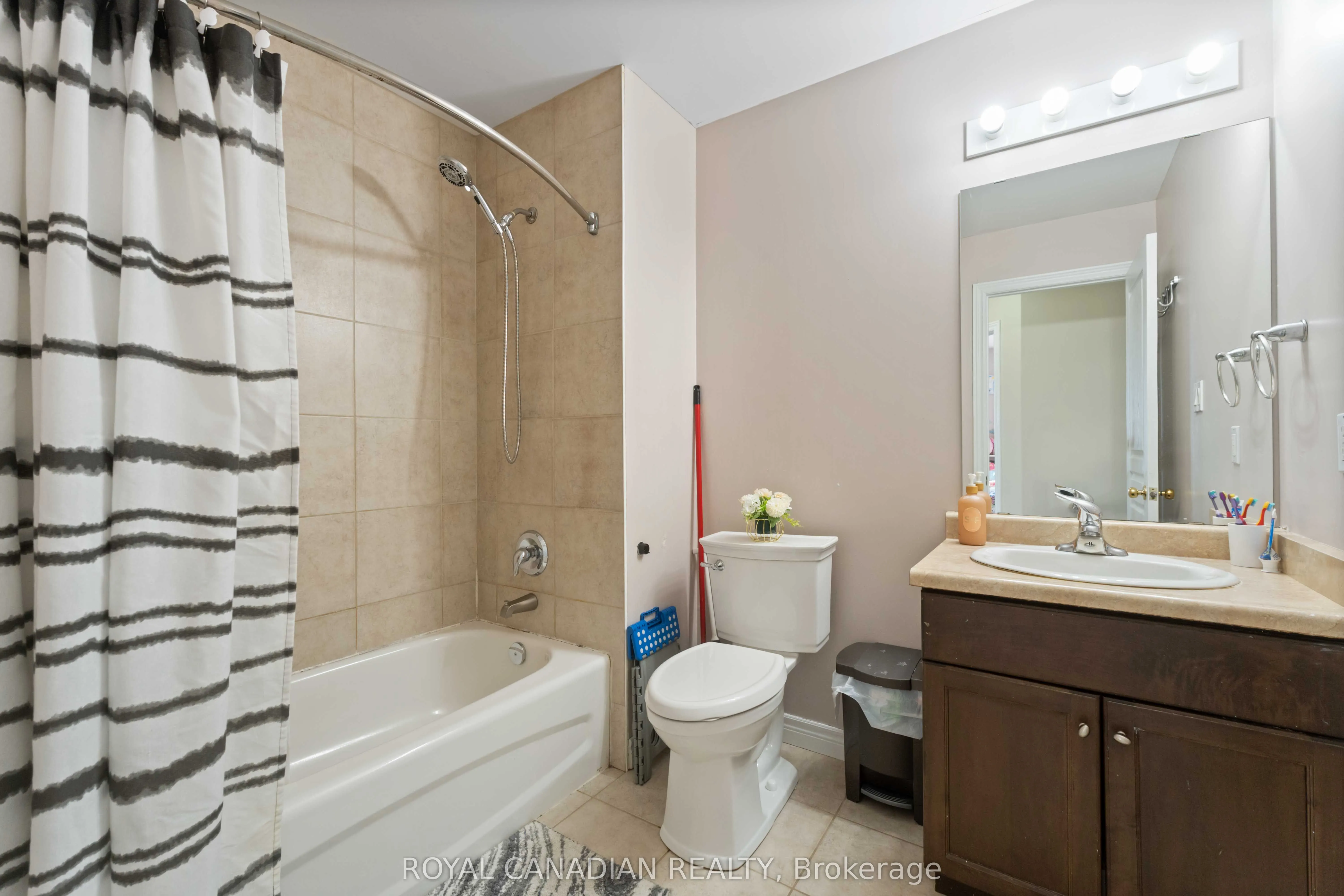 242 UPPER MOUNT ALBION Road, #42