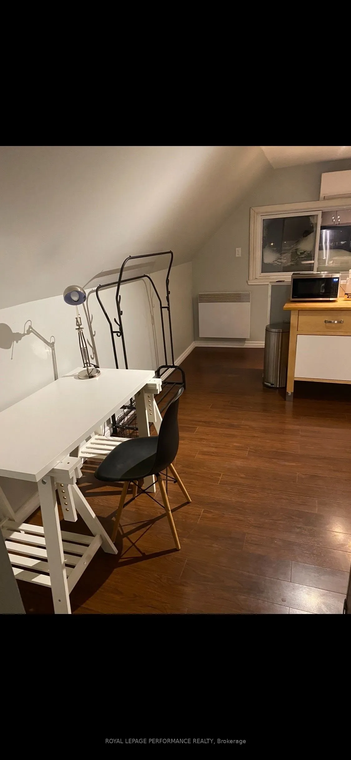 659 Main Street E, #659- A- B
