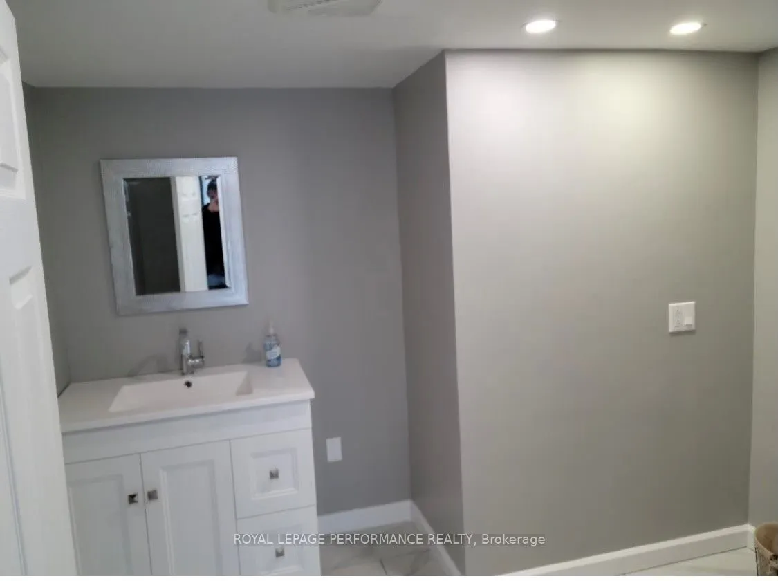 659 Main Street E, #659- A- B