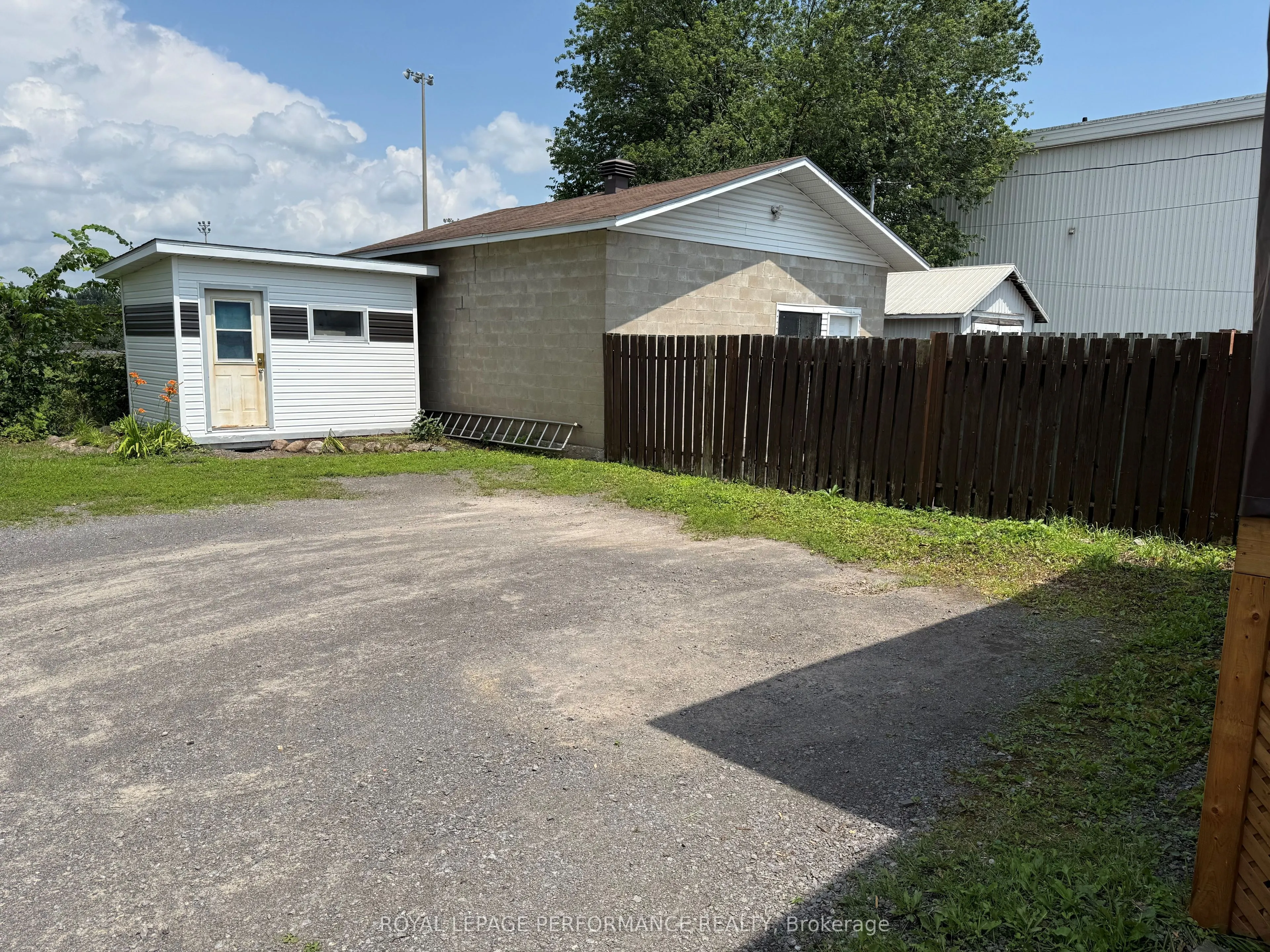 659 Main Street E, #659- A- B