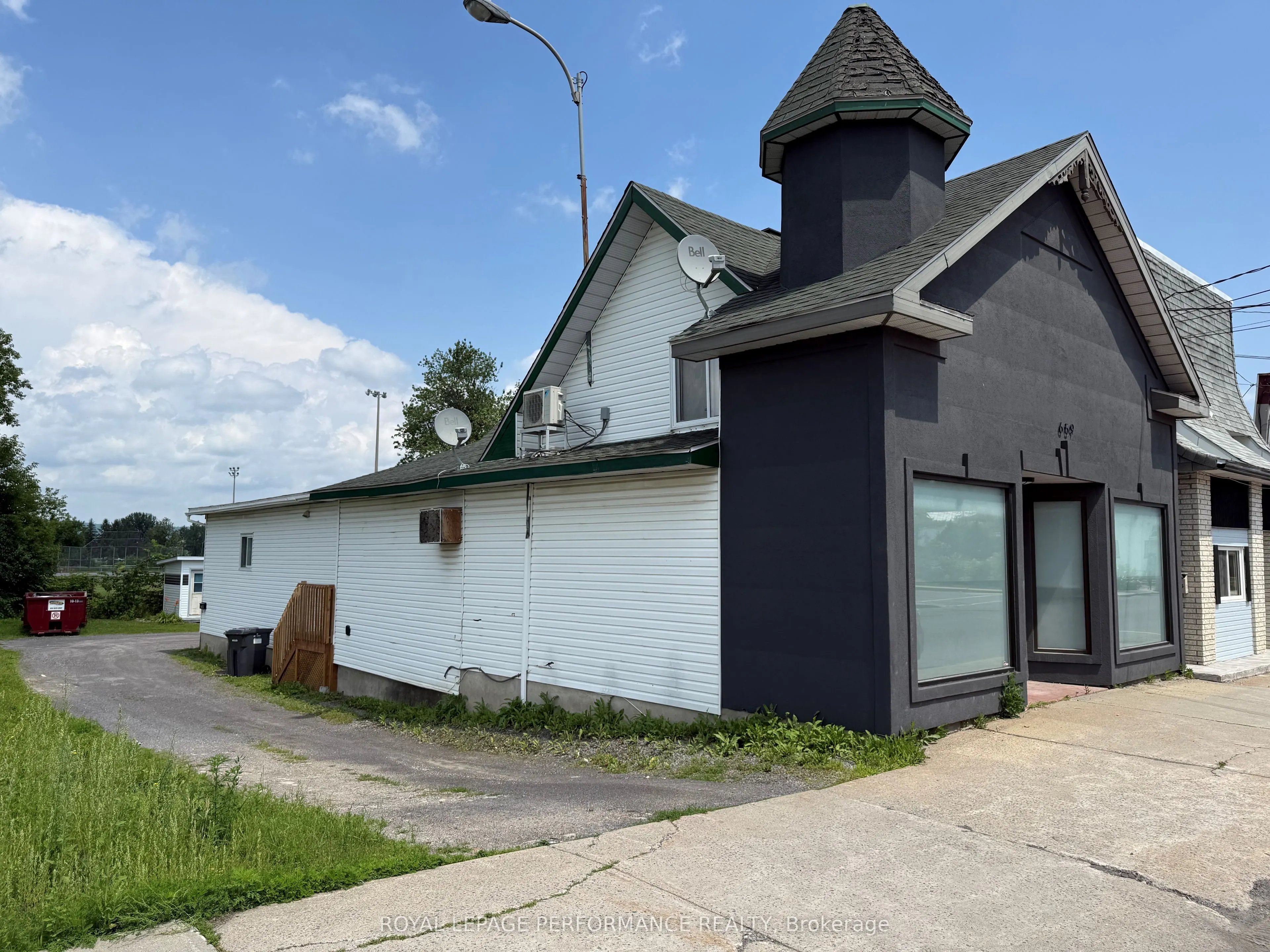 659 Main Street E, #659- A- B