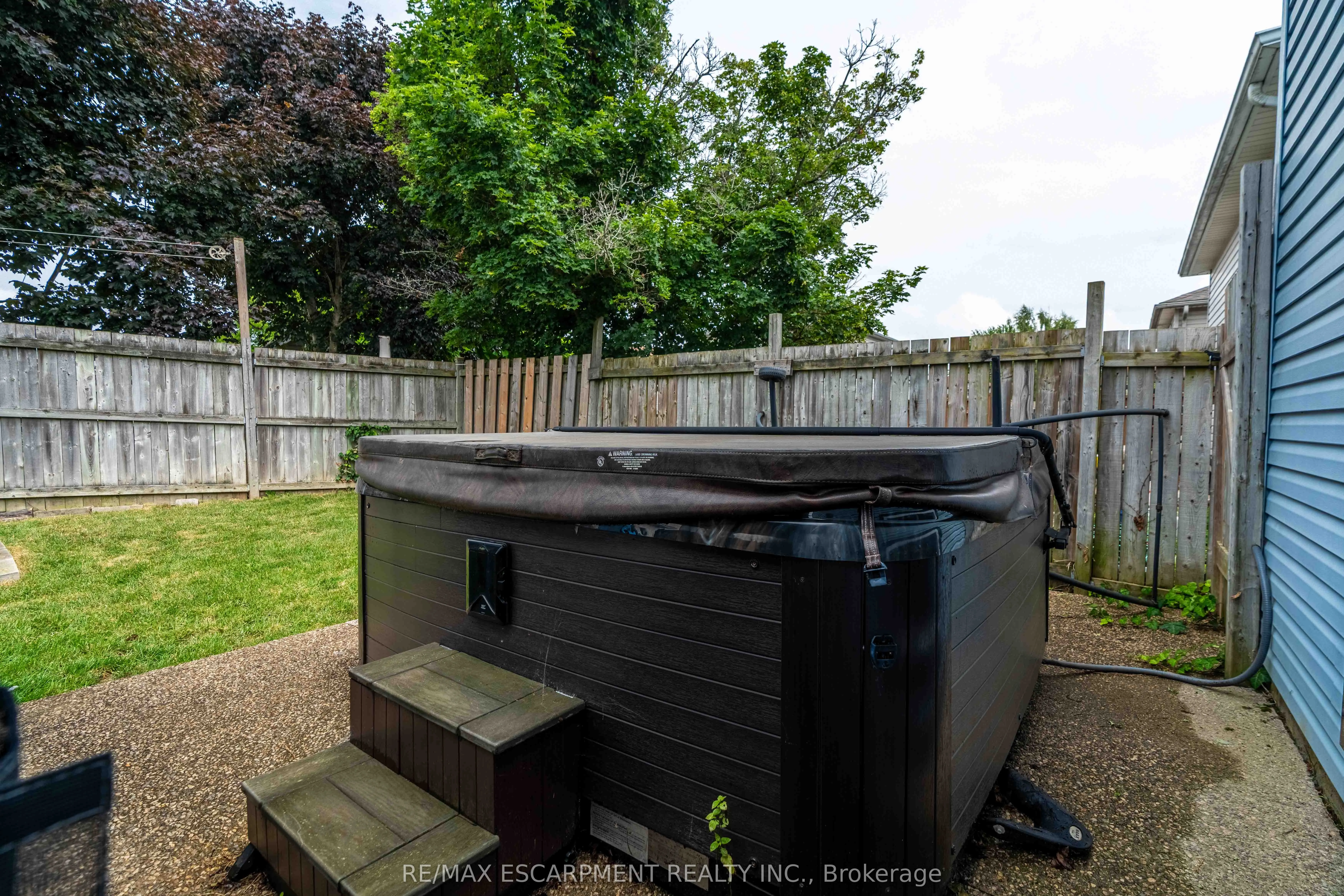 30 GLENGARY Crescent