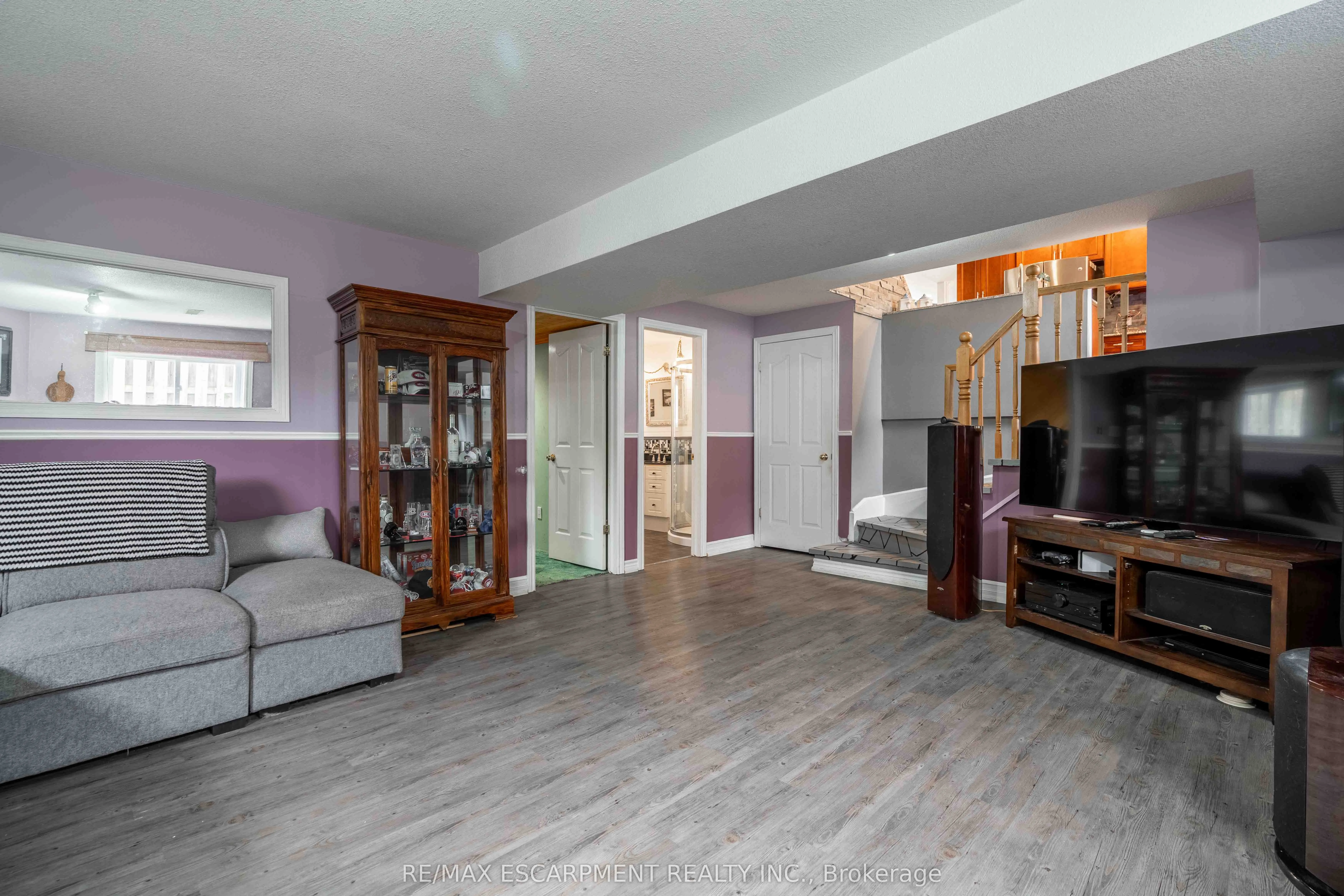 30 GLENGARY Crescent
