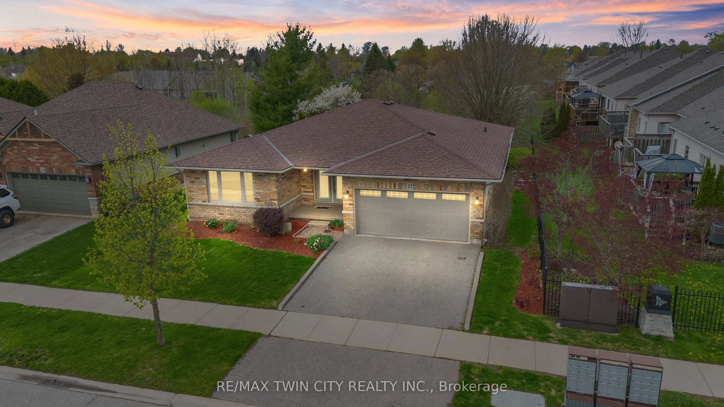 22 Cobblestone Drive