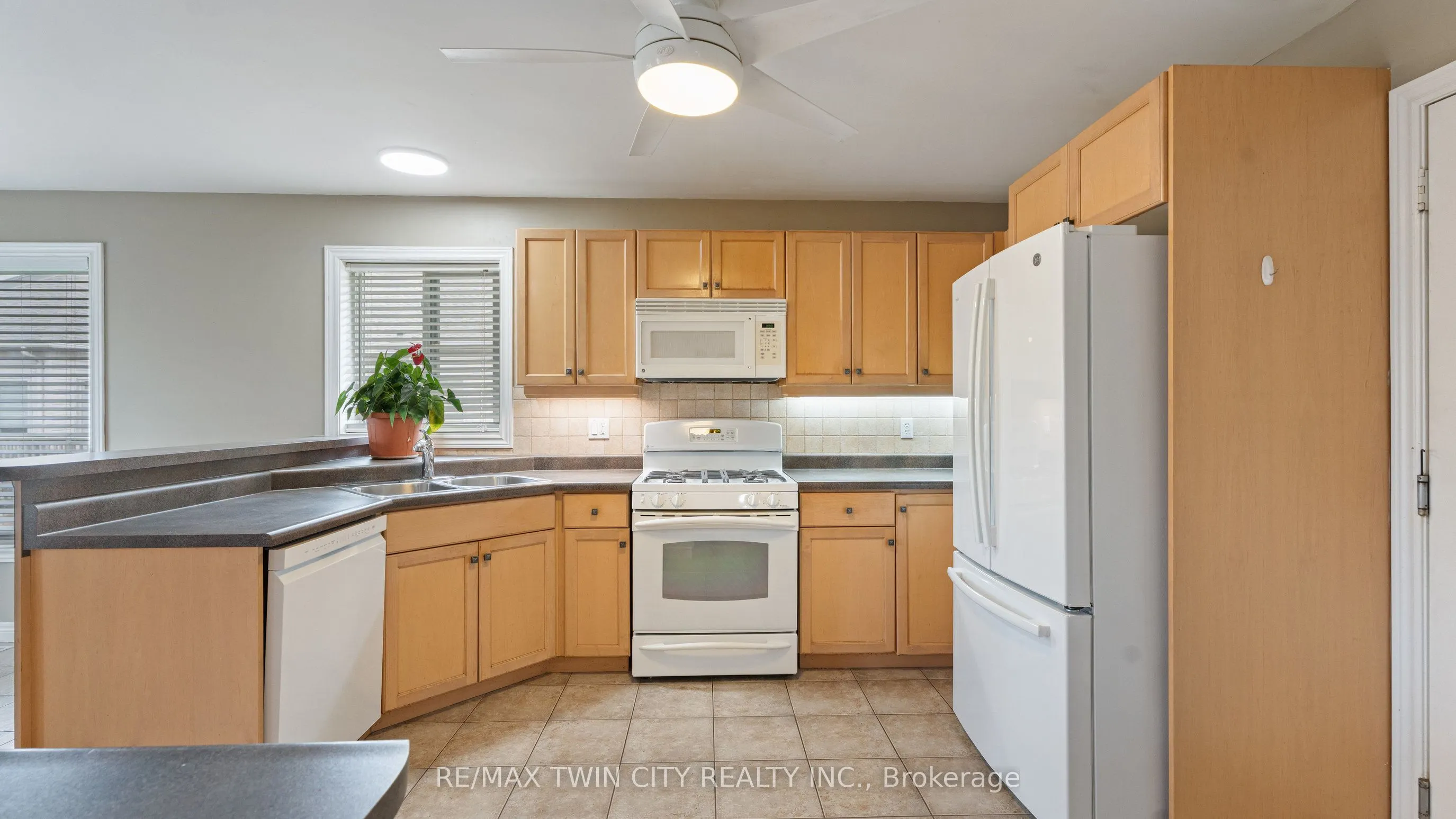 22 Cobblestone Drive