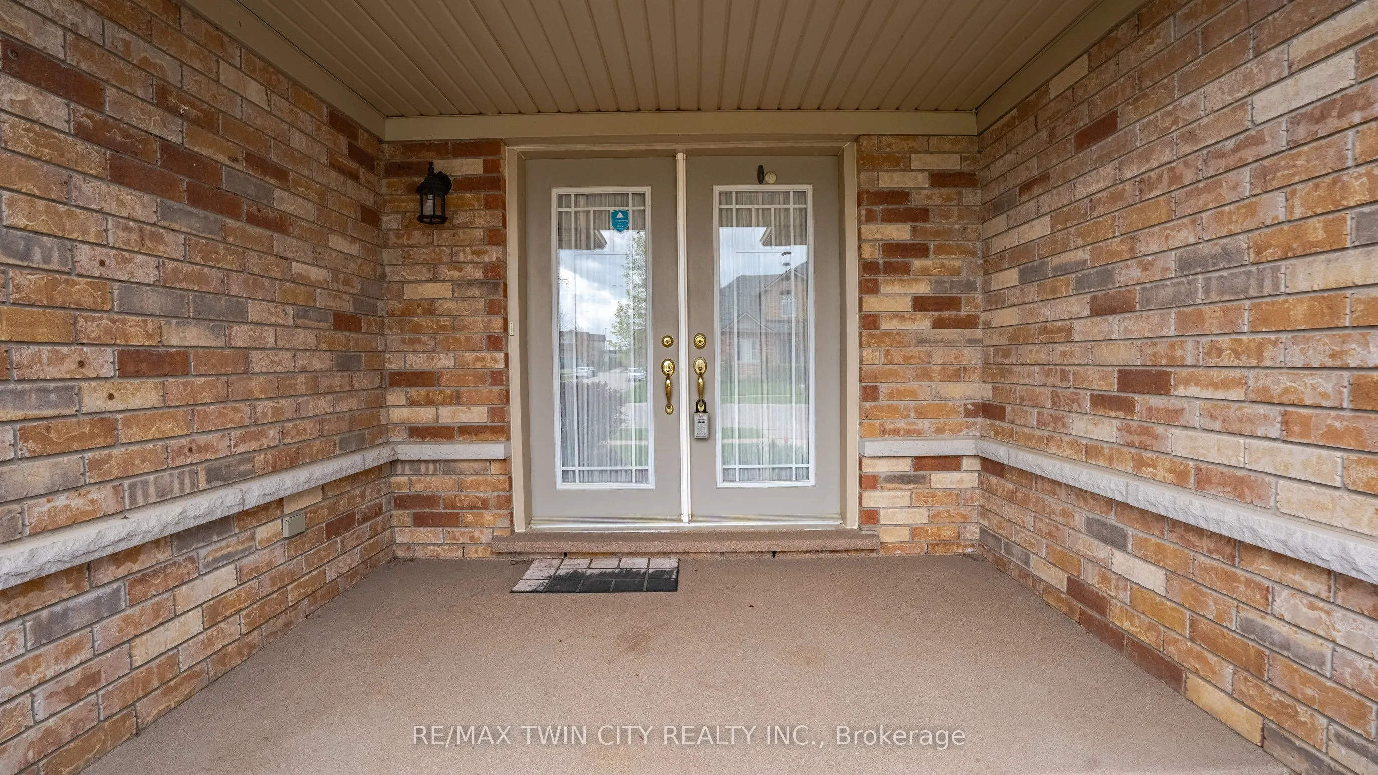 22 Cobblestone Drive