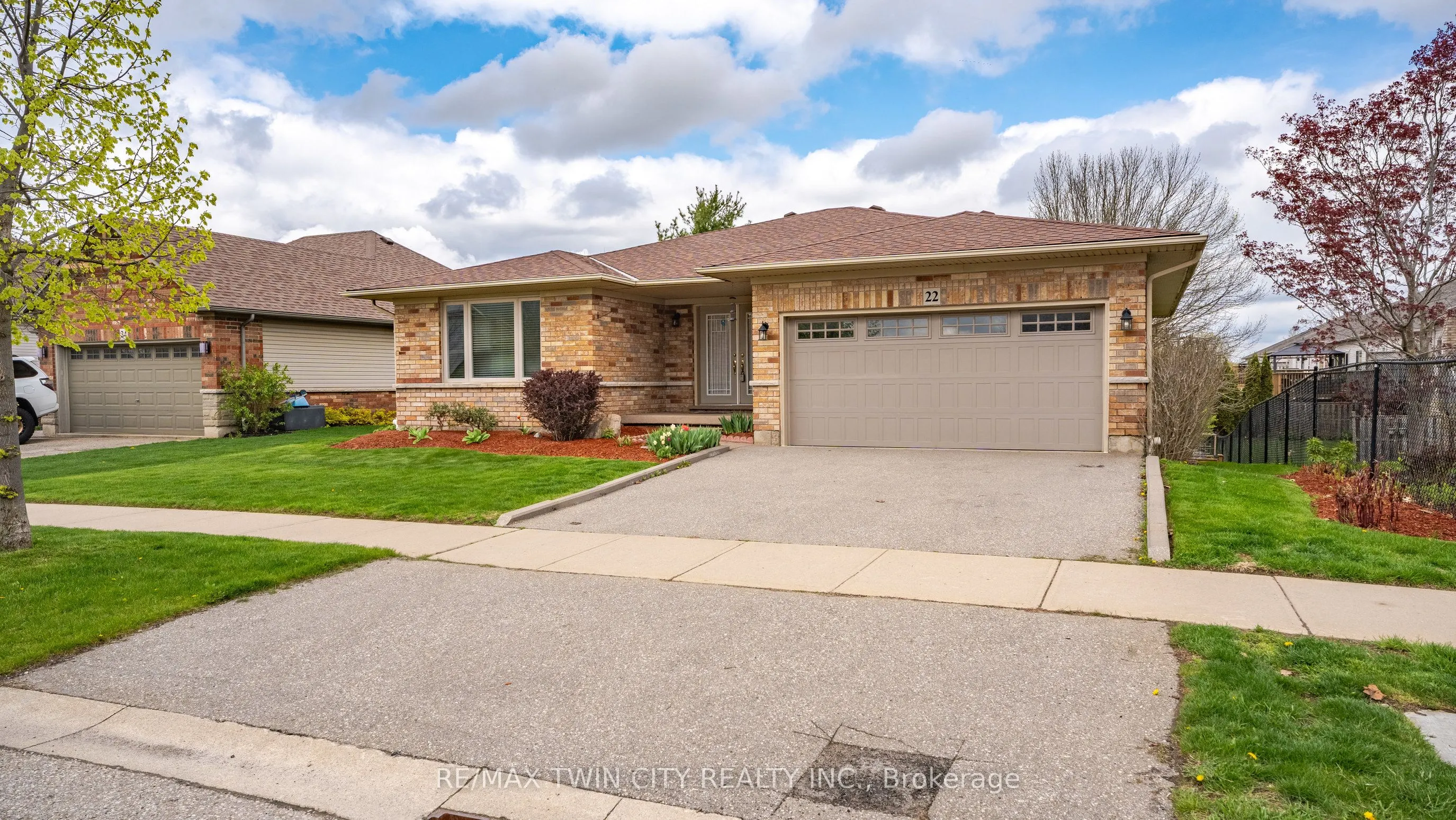 22 Cobblestone Drive
