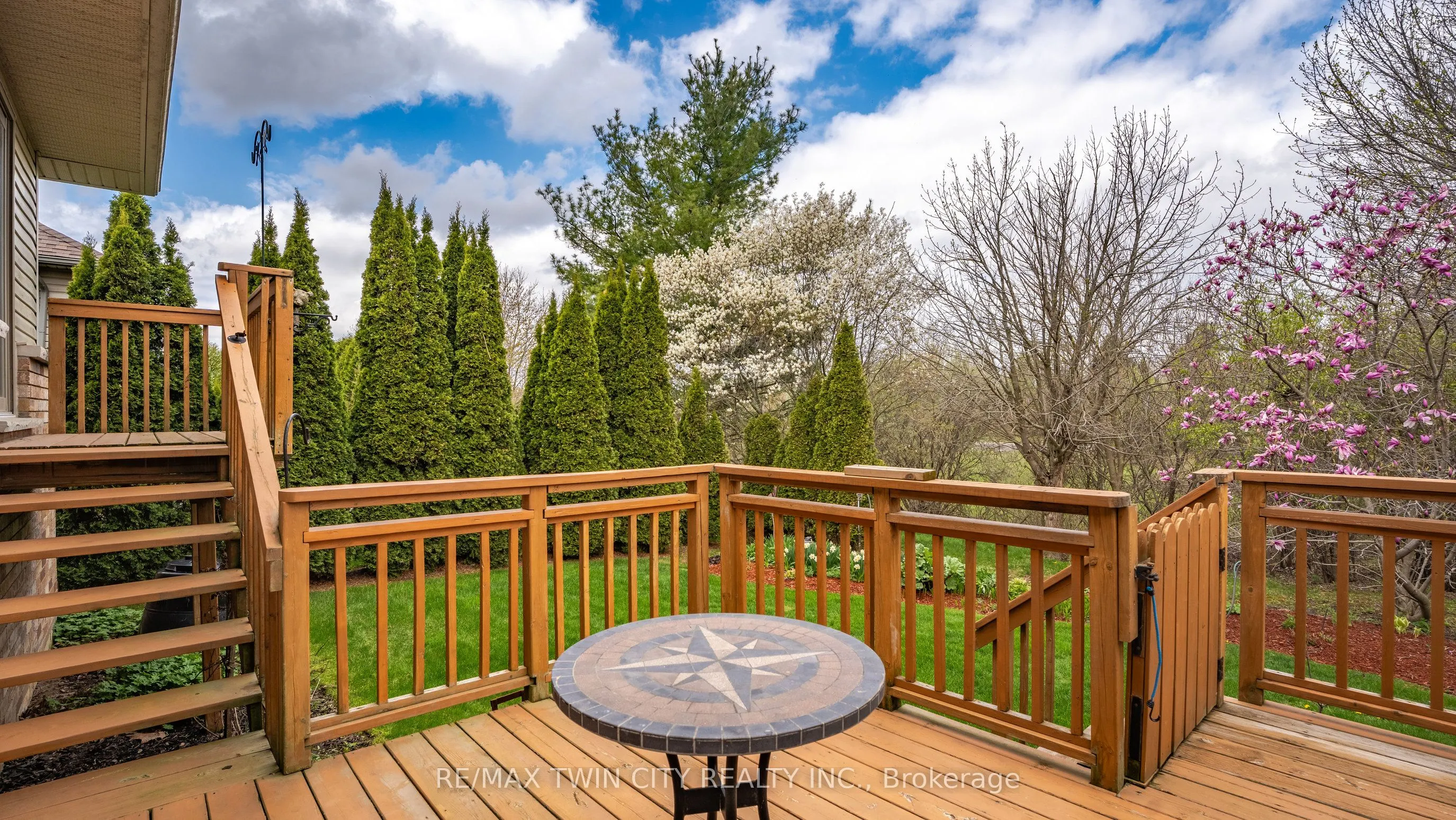 22 Cobblestone Drive