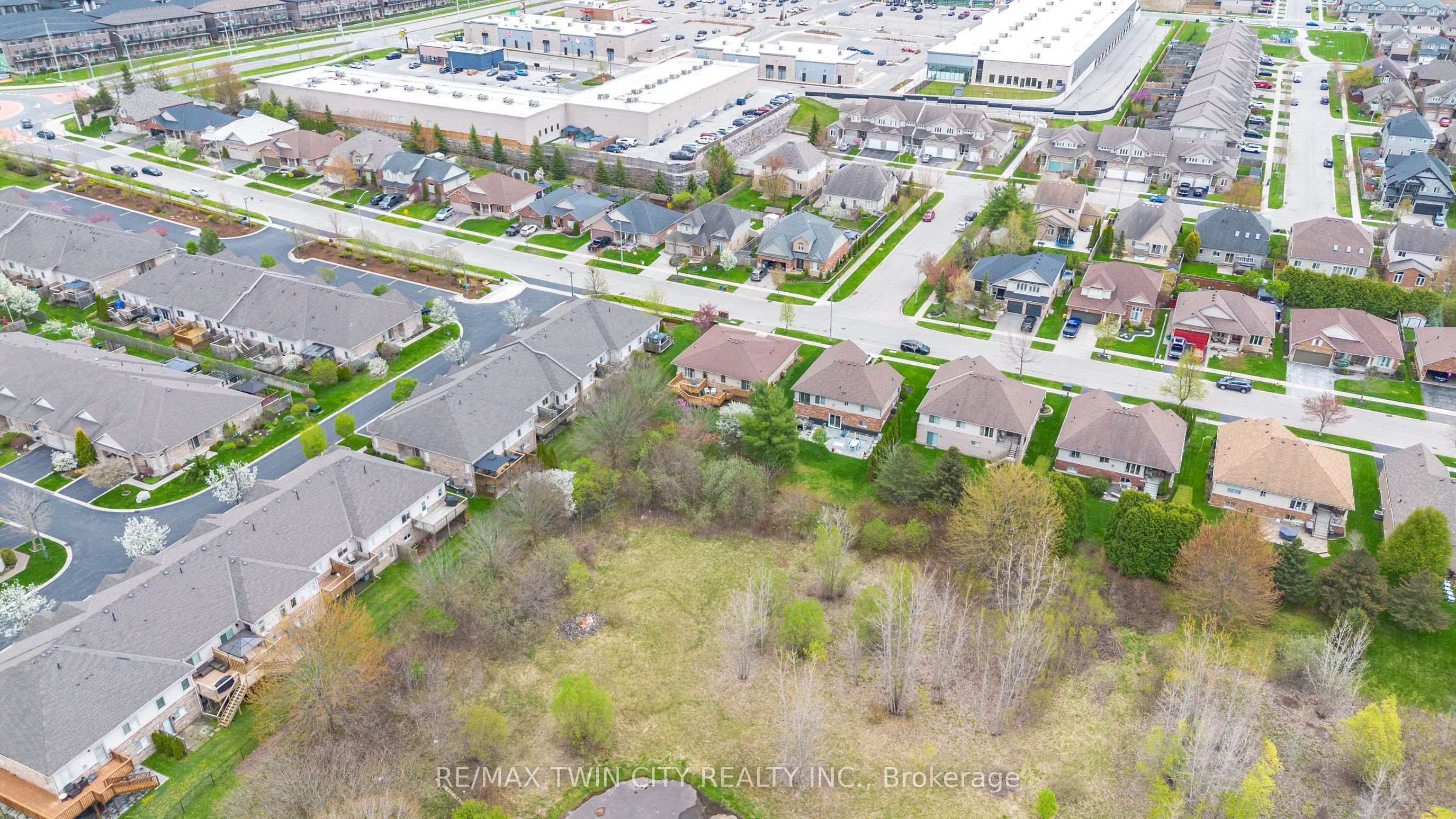 22 Cobblestone Drive