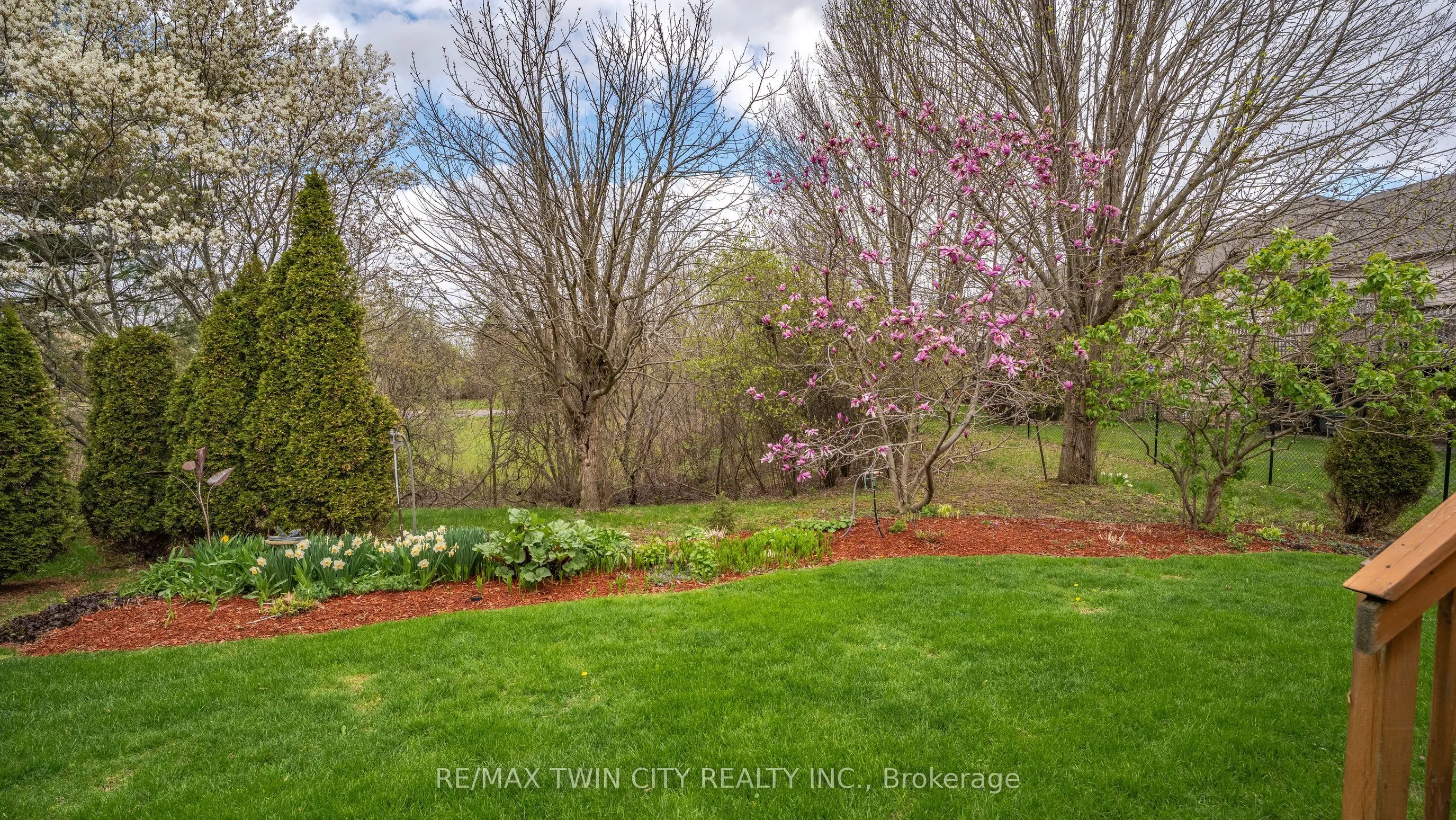 22 Cobblestone Drive
