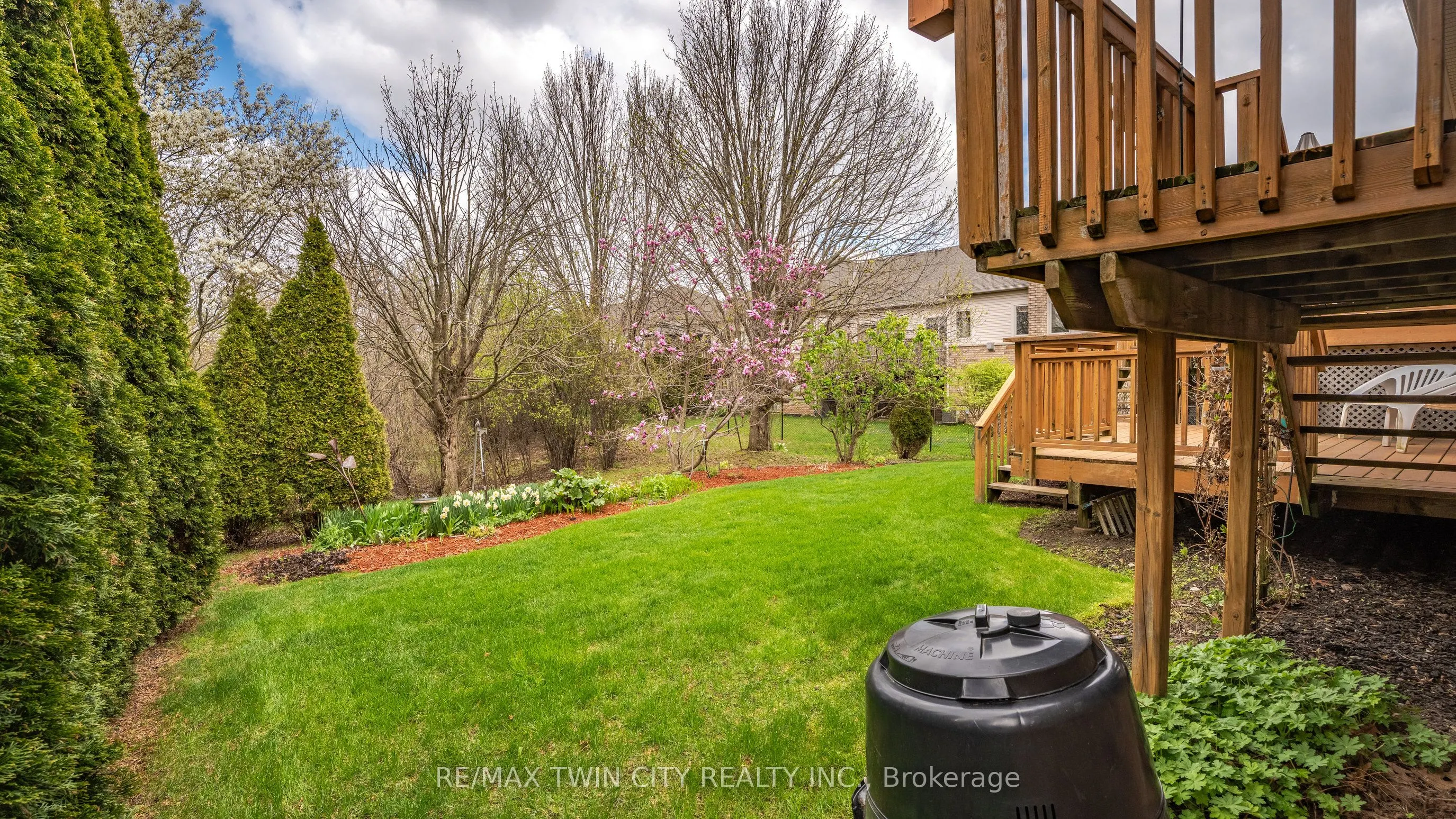 22 Cobblestone Drive