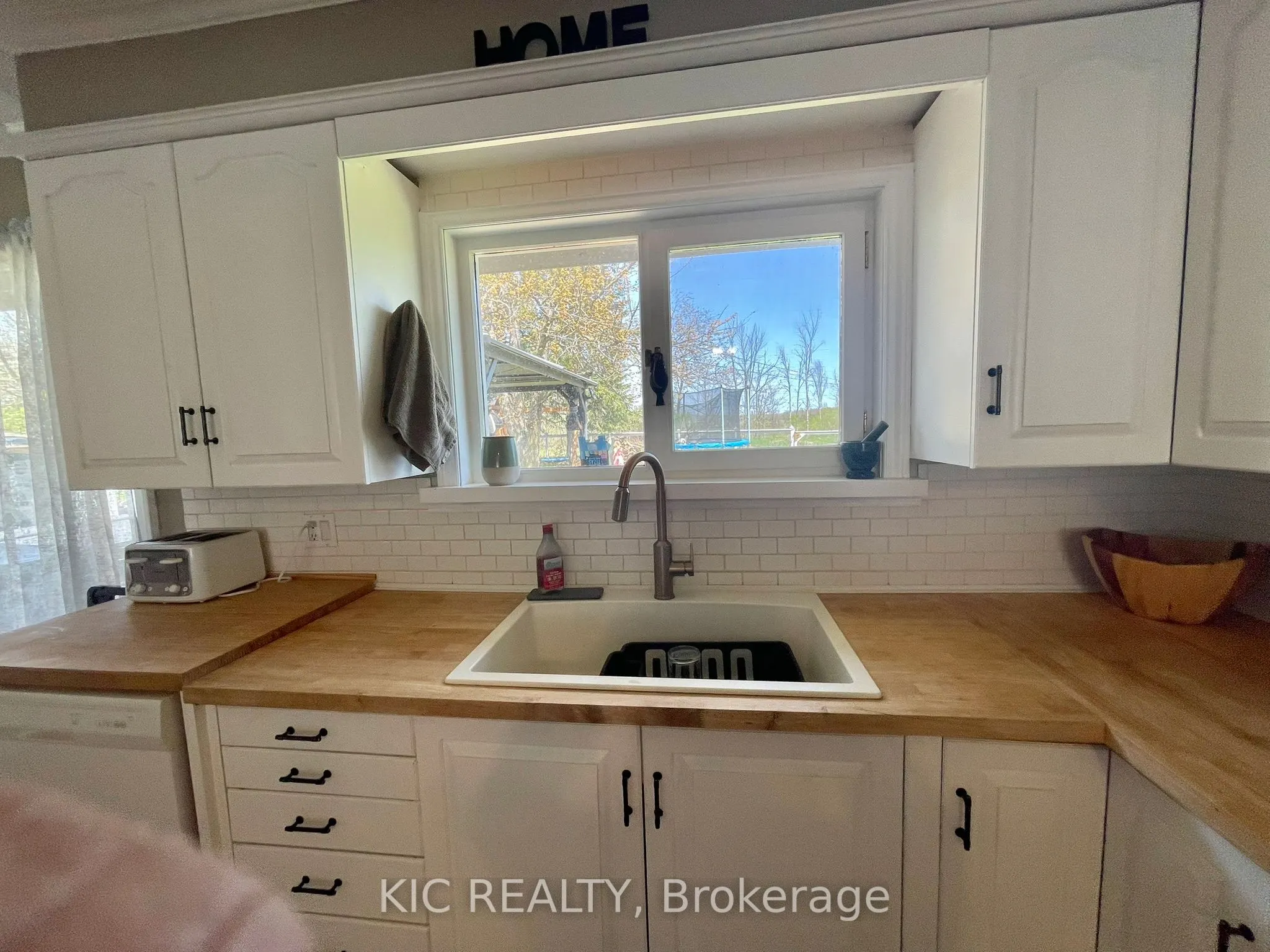 11 Mclean Avenue