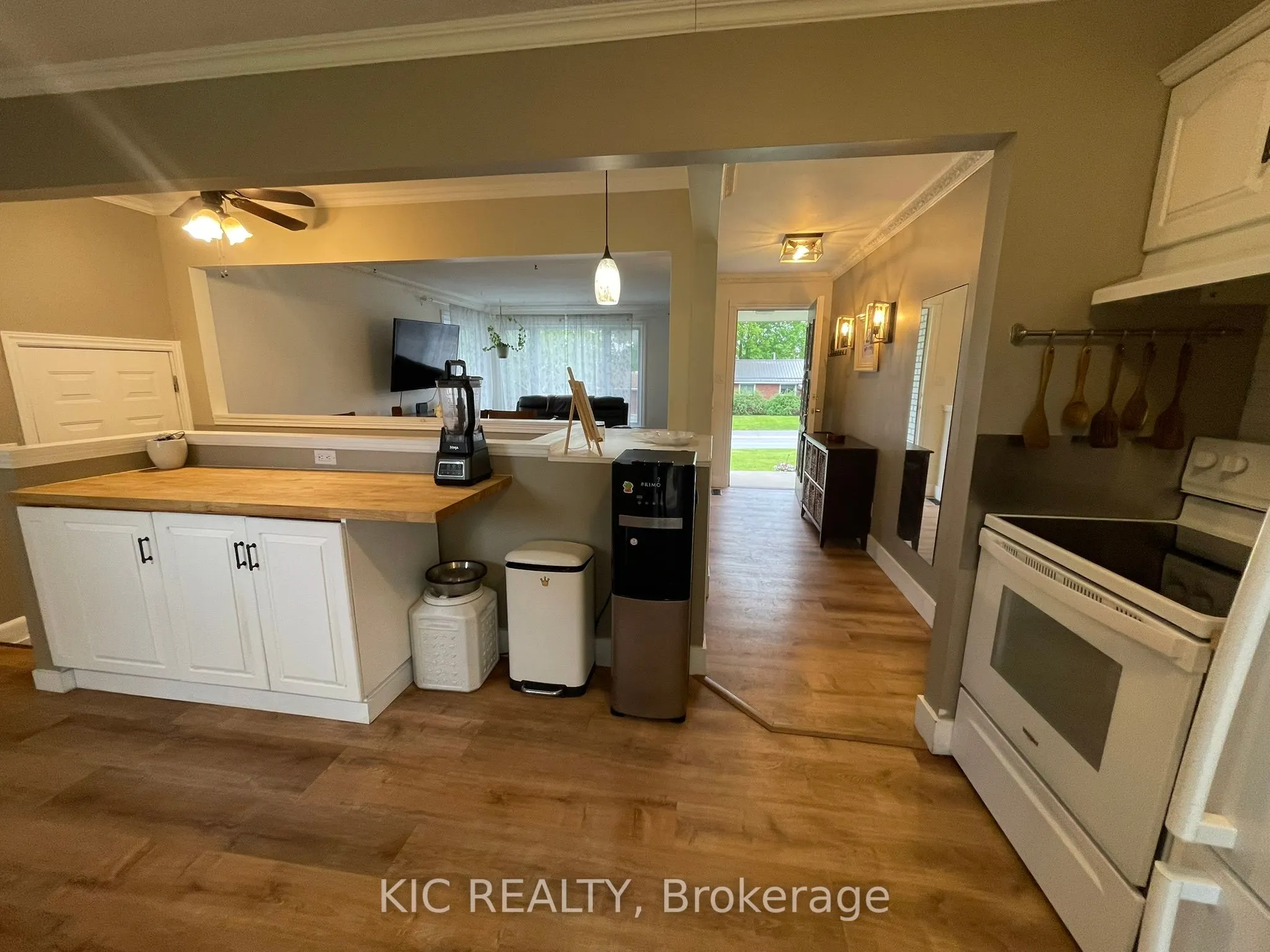 11 Mclean Avenue