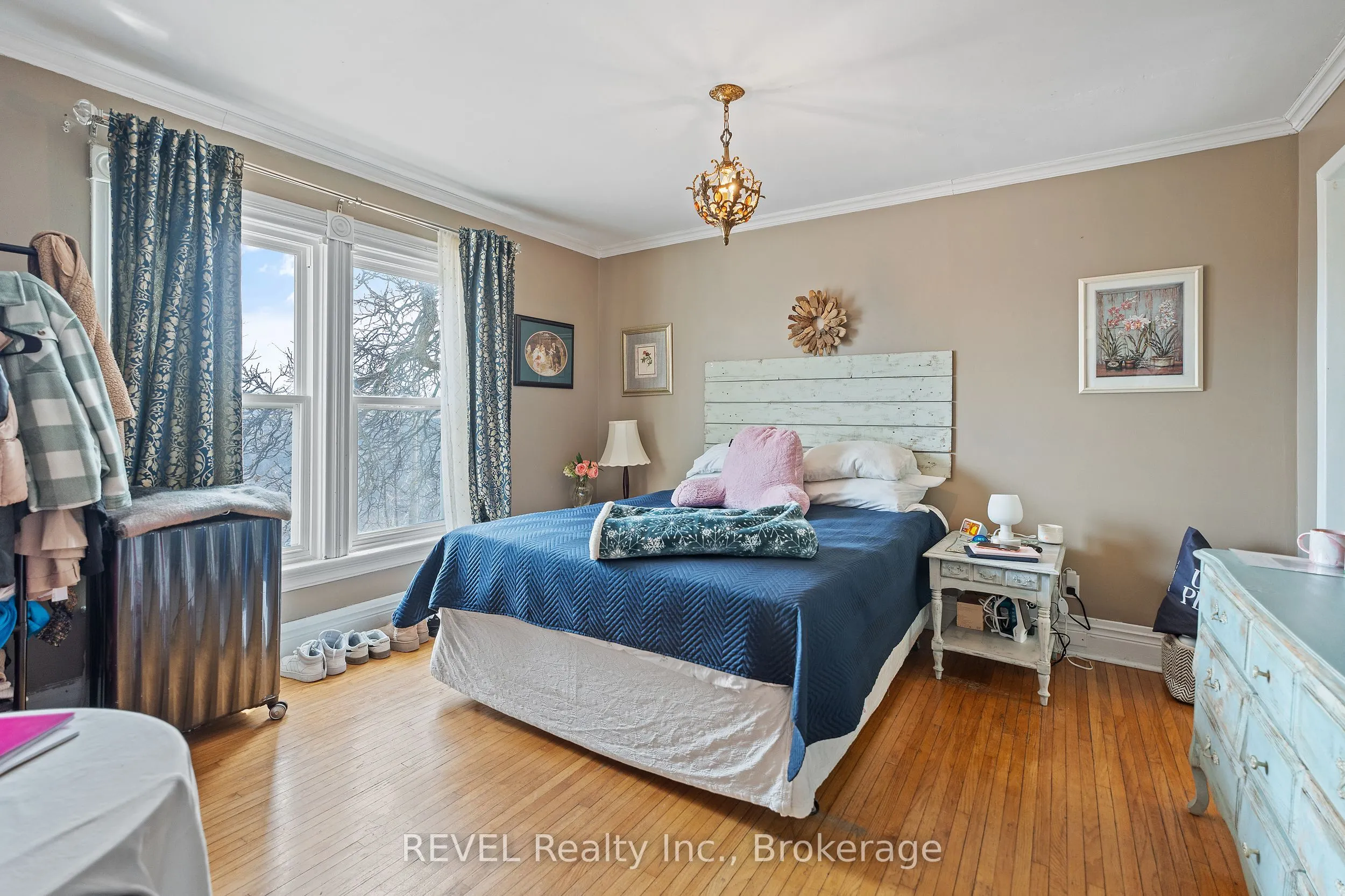 4755 River Road