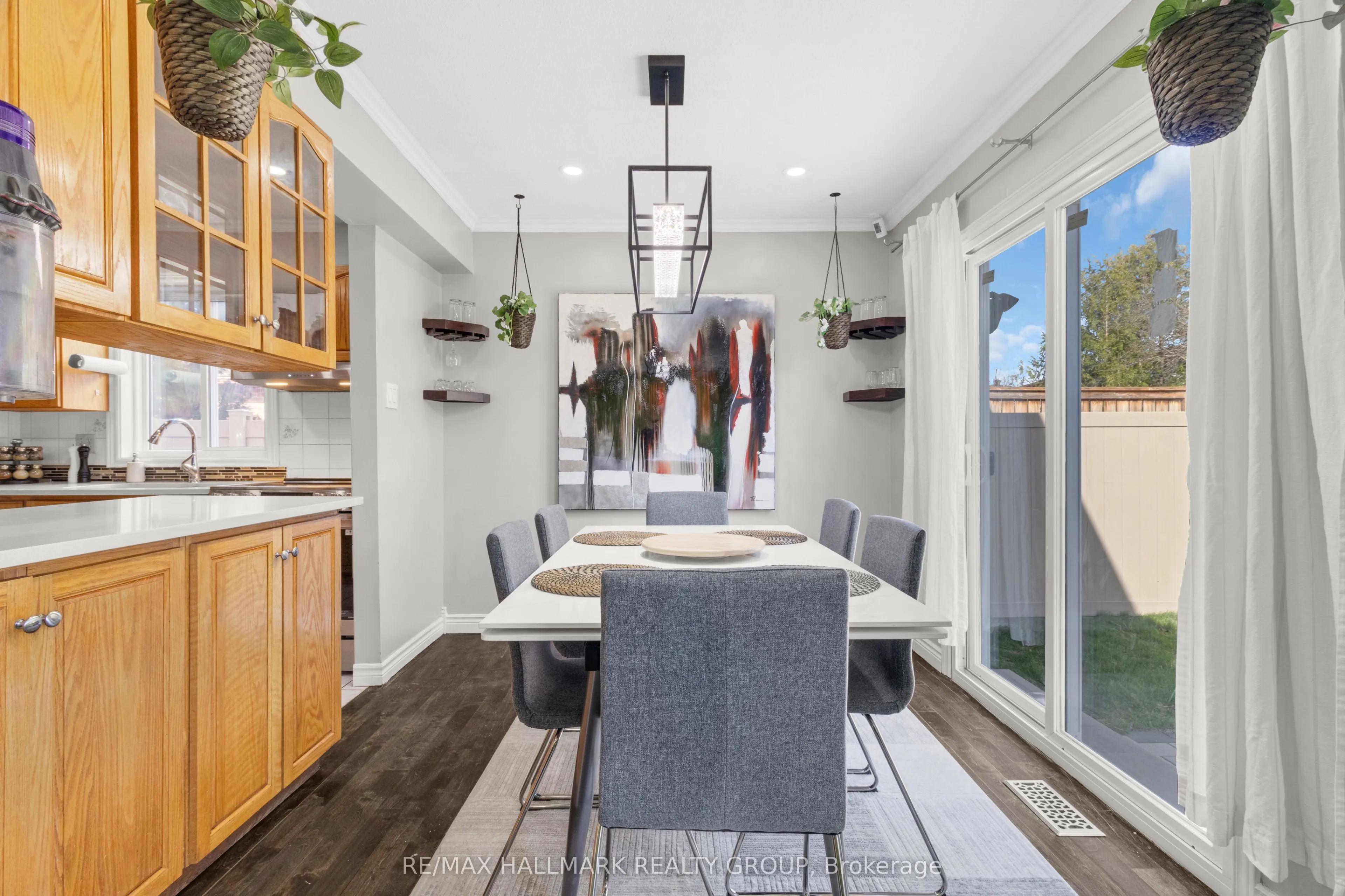 32 Brando Crescent