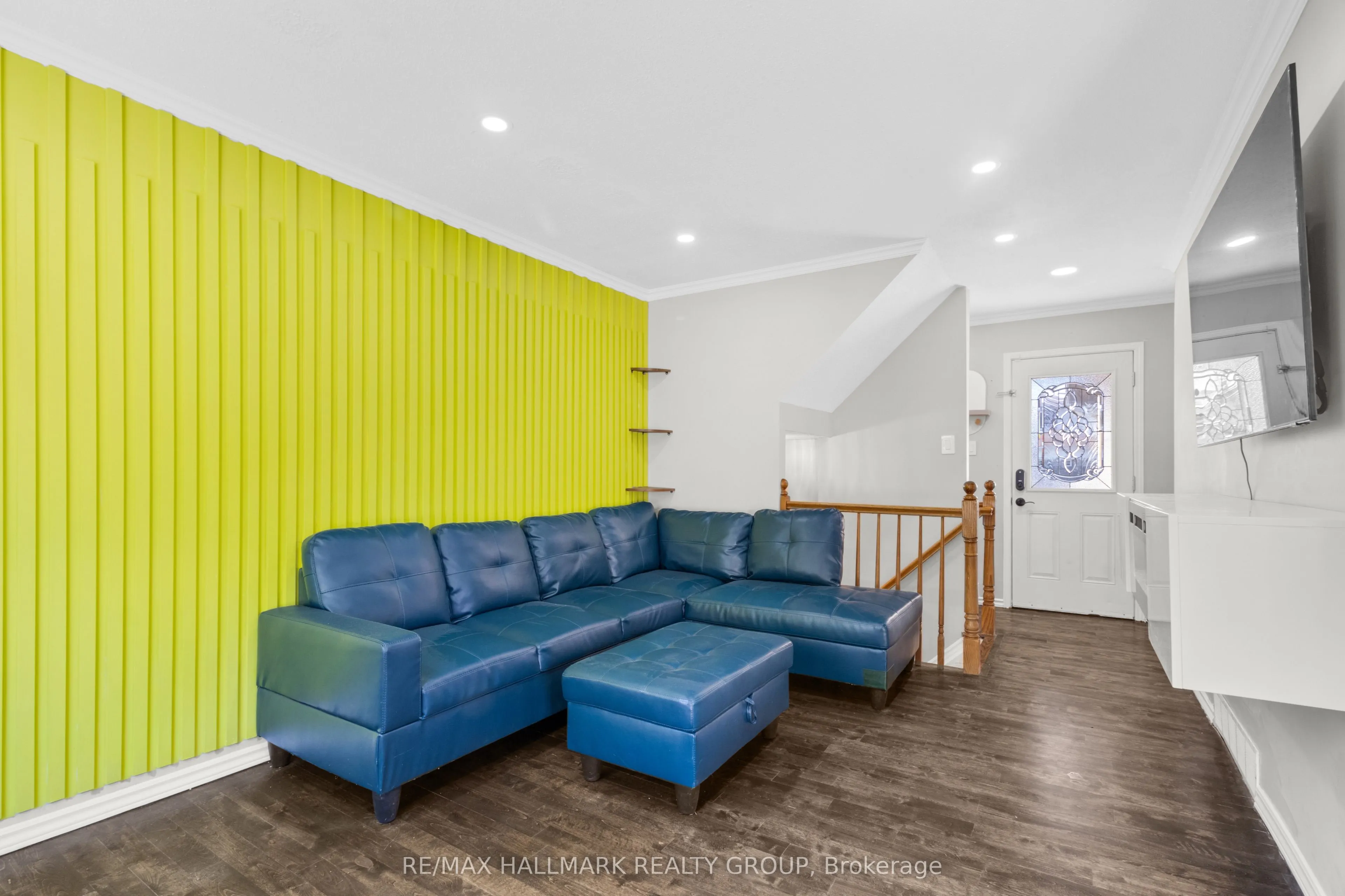 32 Brando Crescent