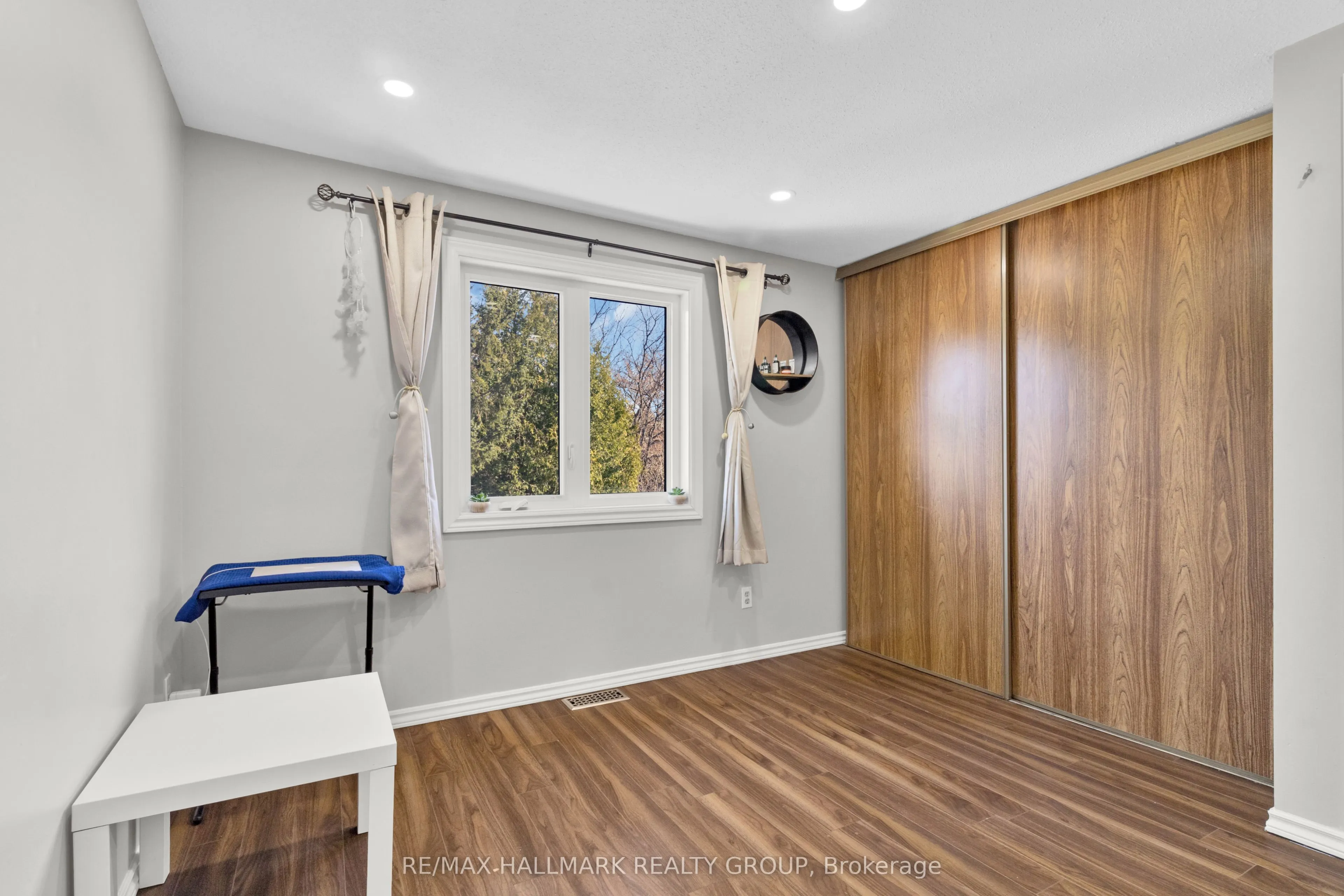 32 Brando Crescent