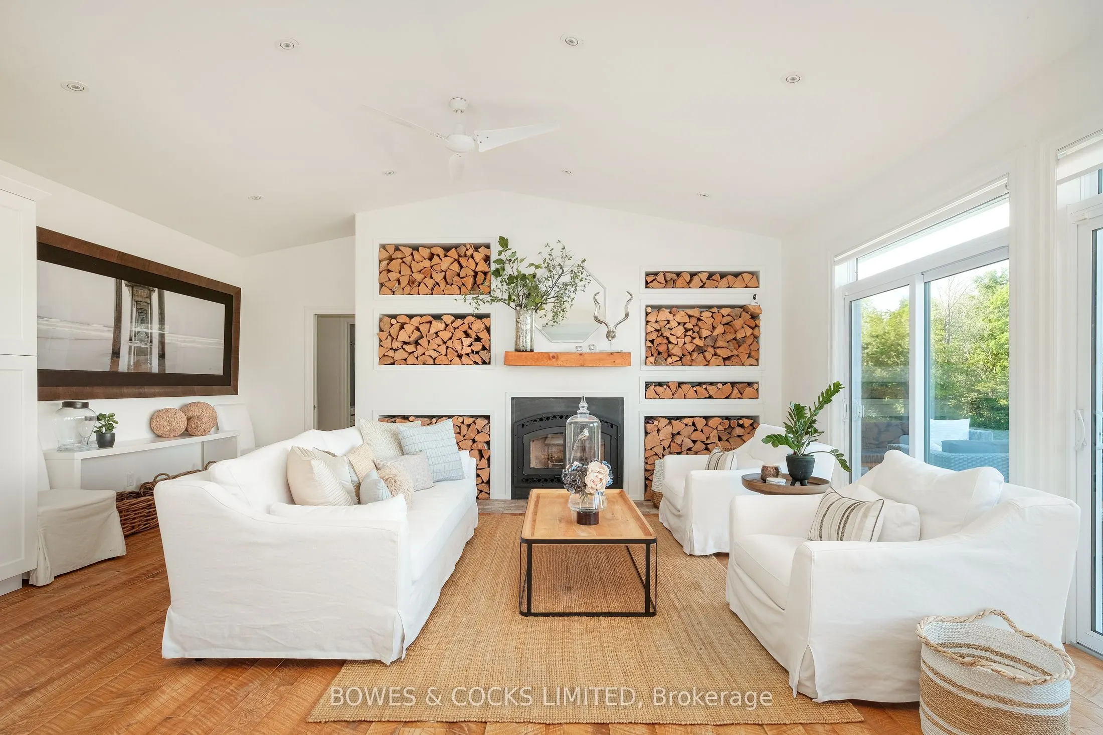 1009 Serpent Mounds Road