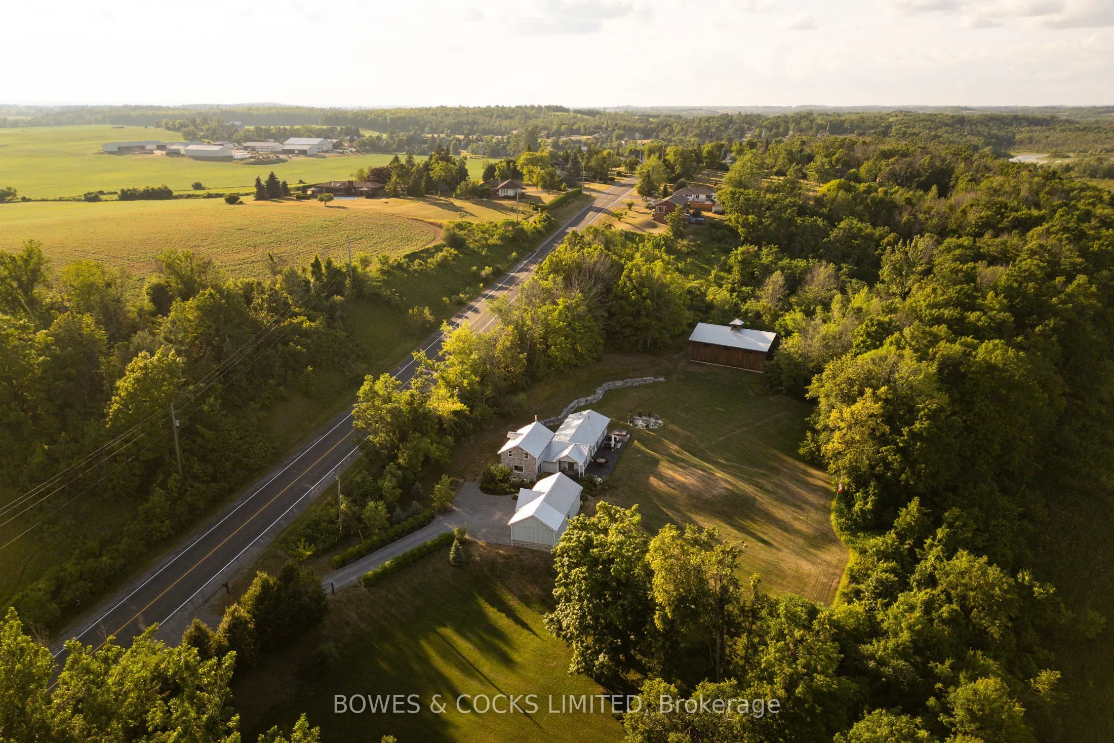 1009 Serpent Mounds Road