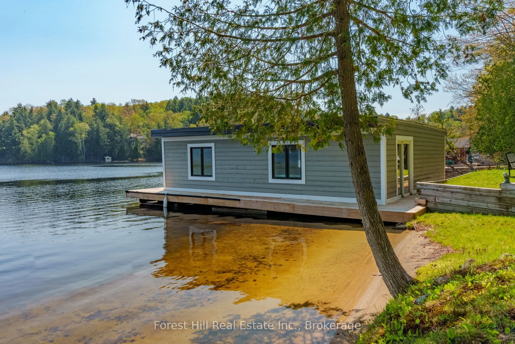 1017 WHITE PINE Road