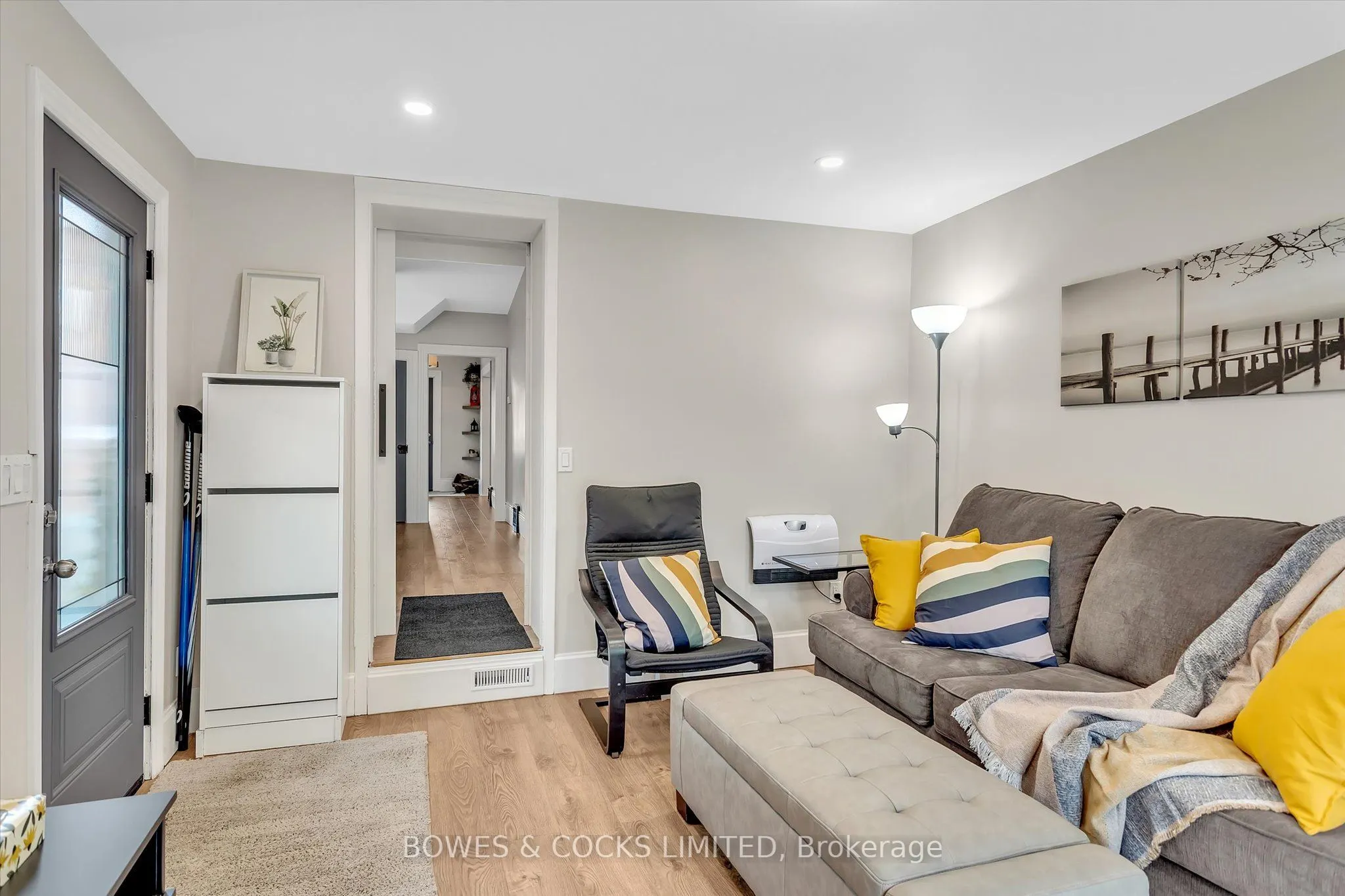 121 Durham Street W