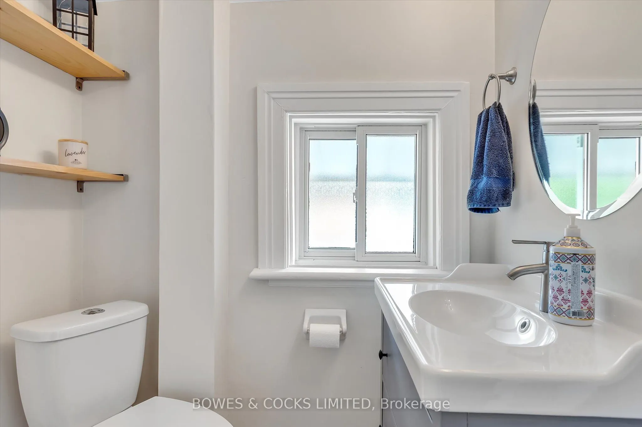 121 Durham Street W