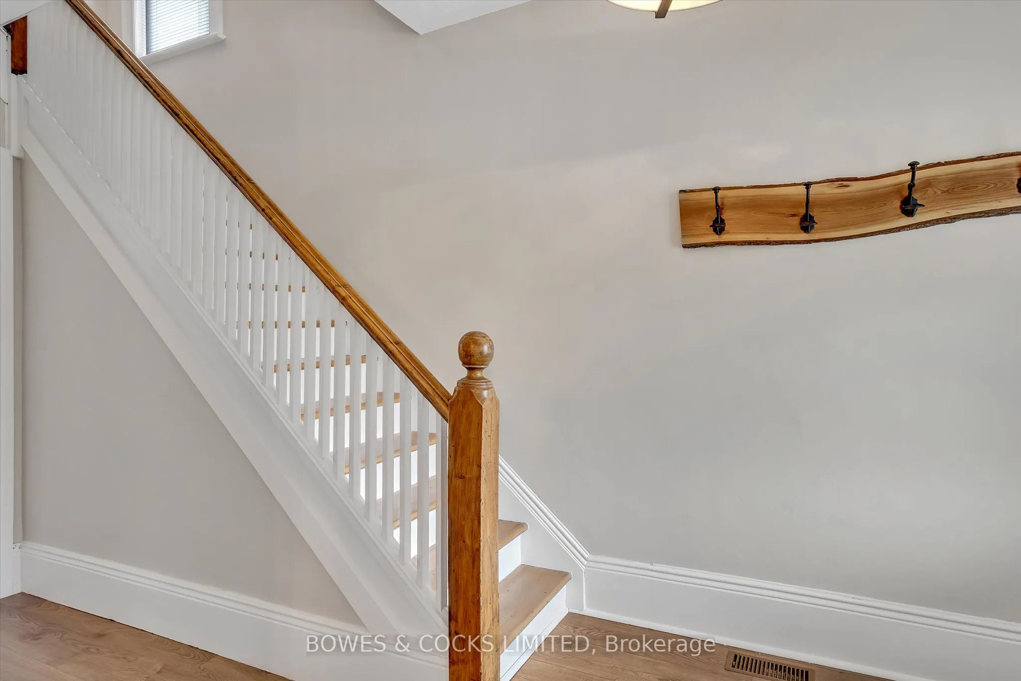 121 Durham Street W