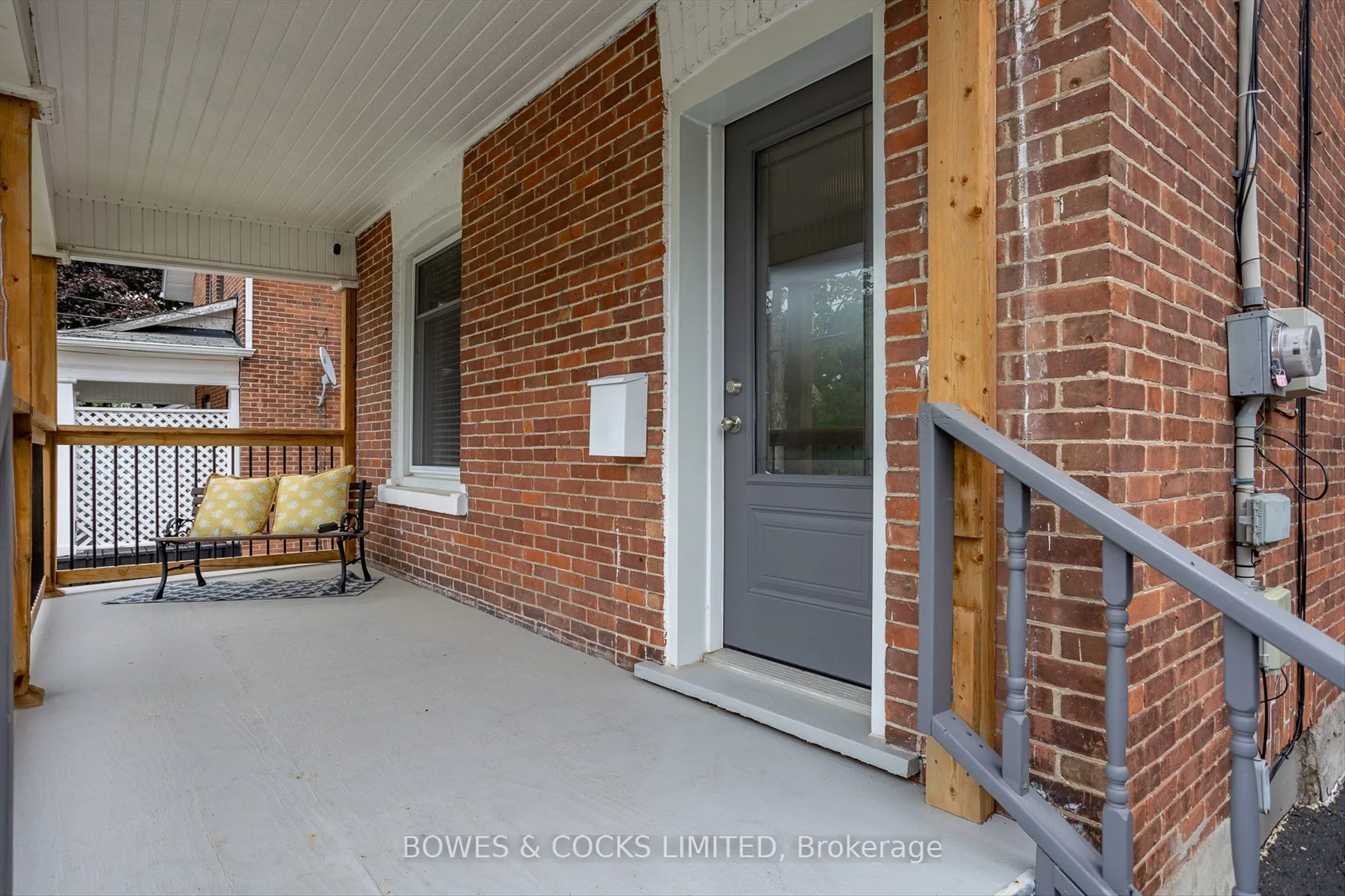 121 Durham Street W