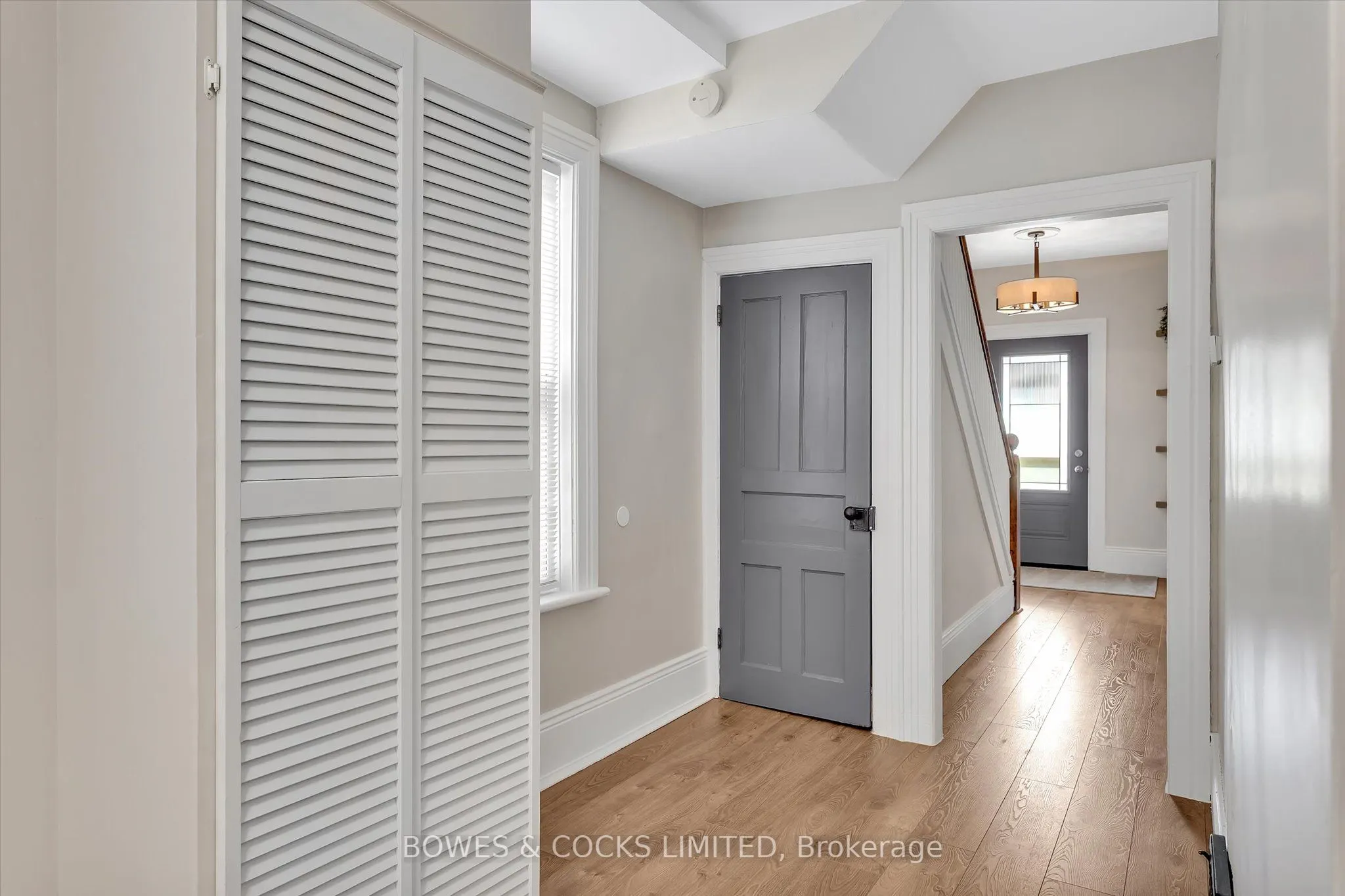 121 Durham Street W