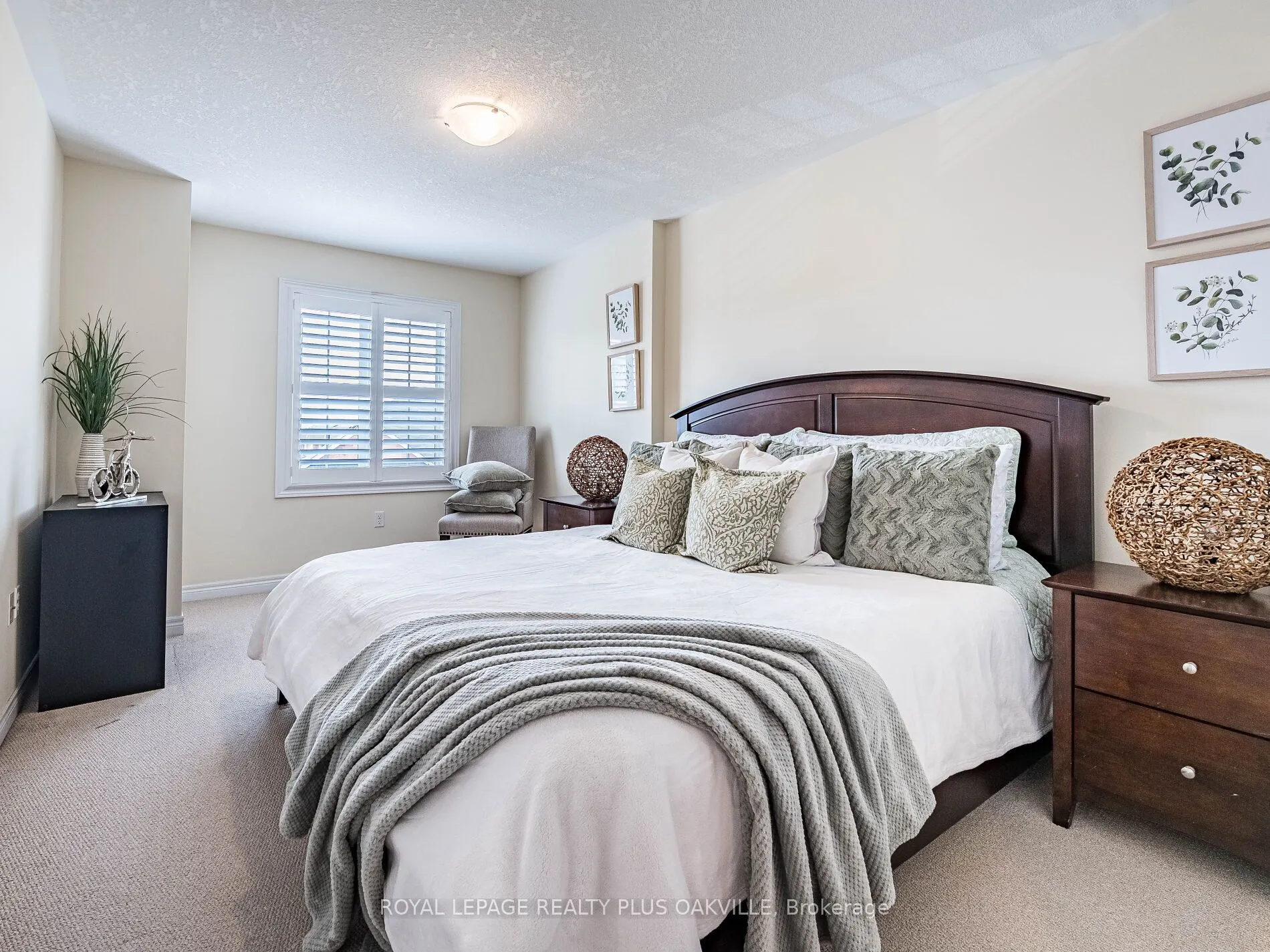 54 Nisbet Boulevard, #12