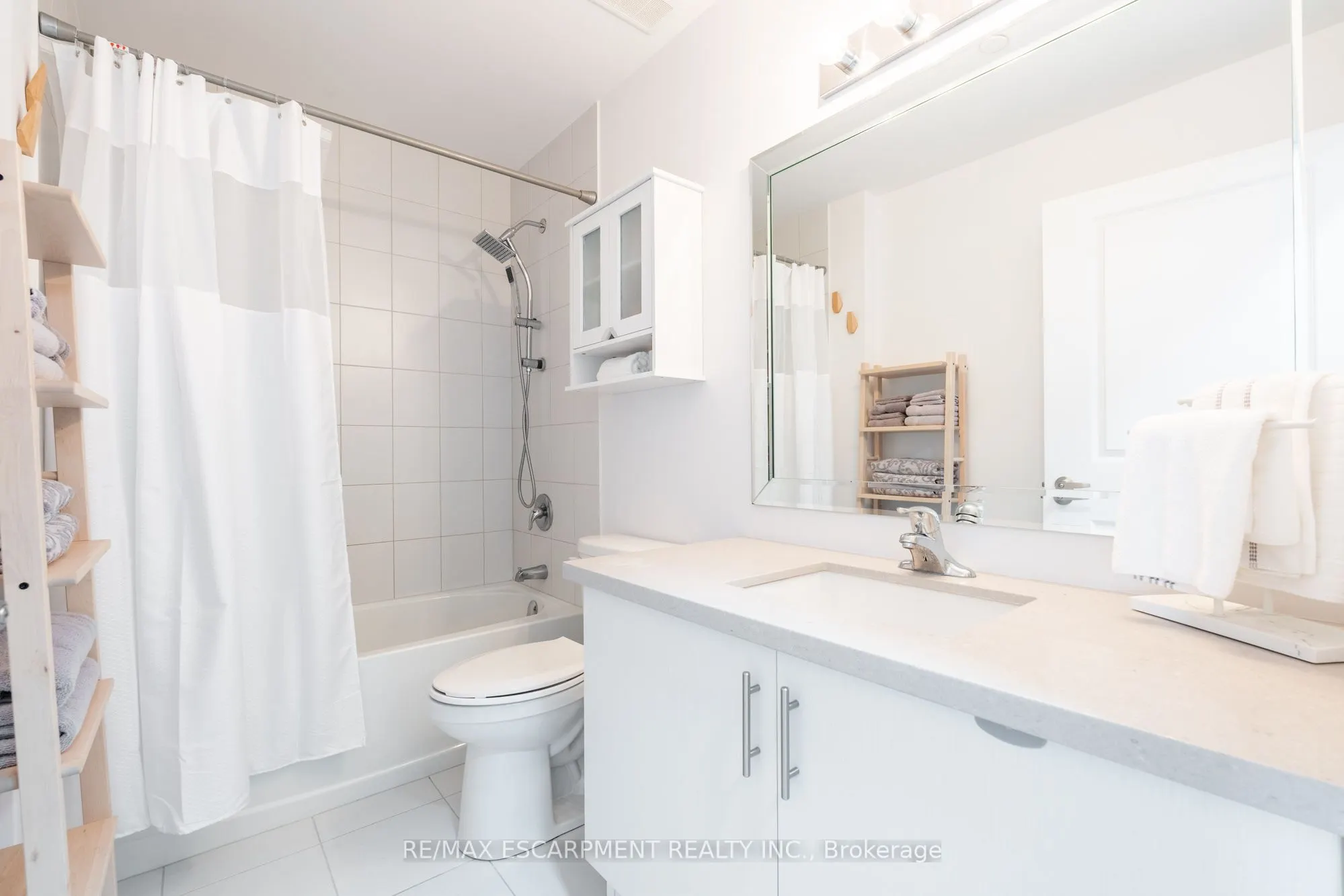 125 Shoreview Place, #509