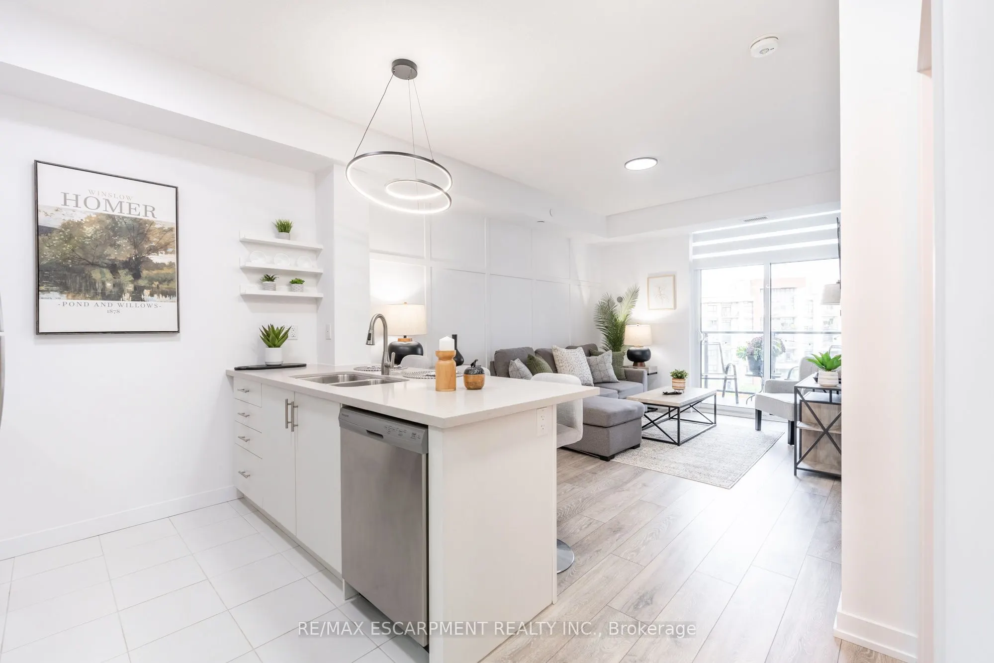 125 Shoreview Place, #509