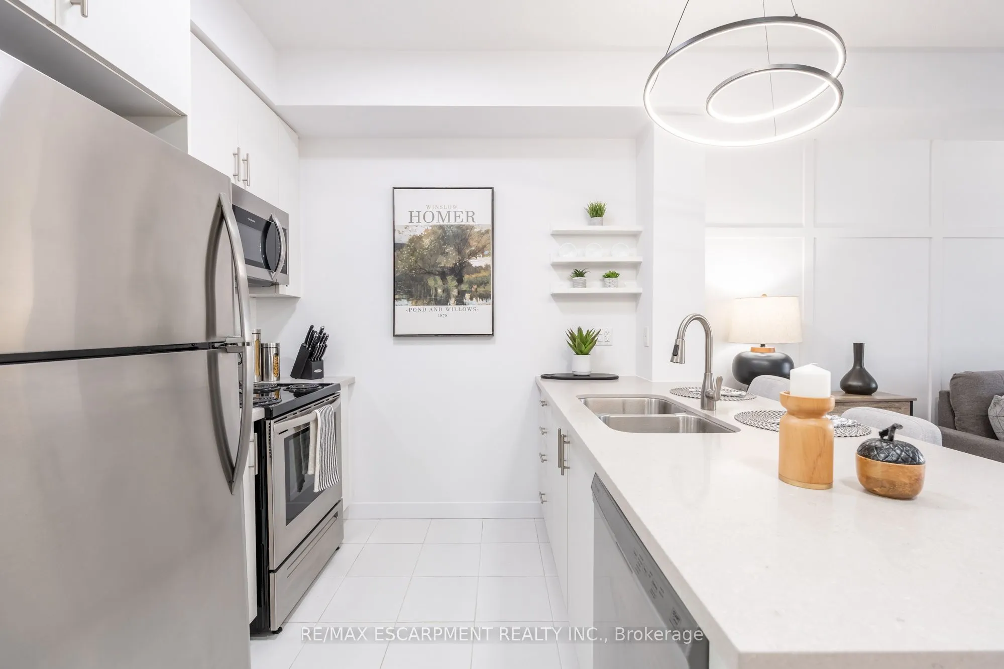 125 Shoreview Place, #509