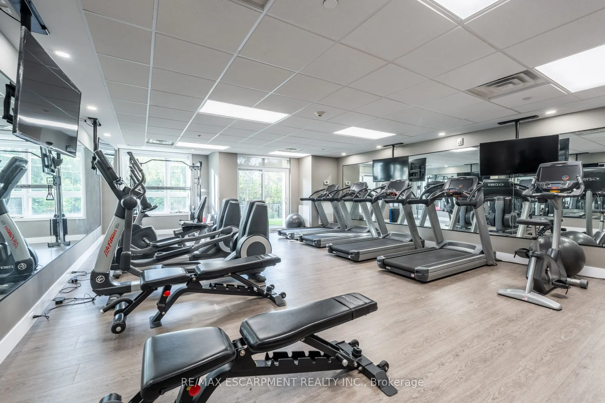 125 Shoreview Place, #509