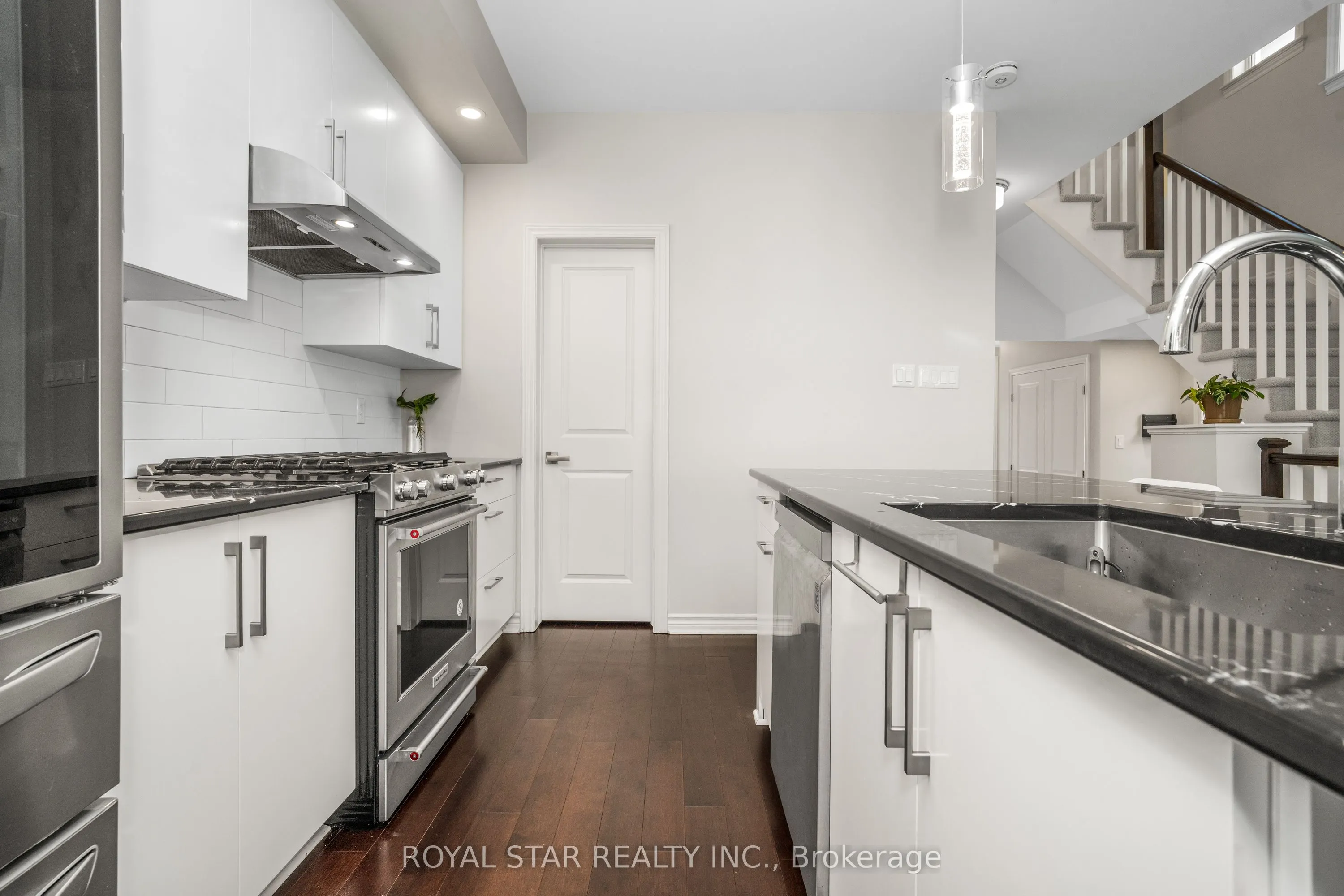 512 Edenwylde Drive