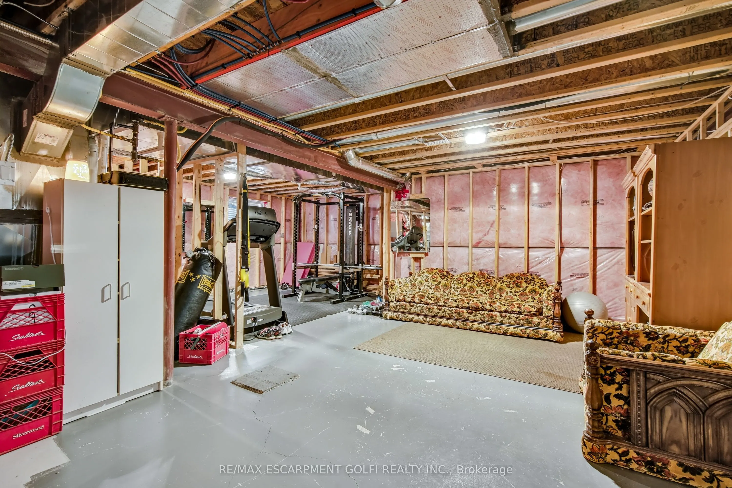 87 ANASTASIA Boulevard