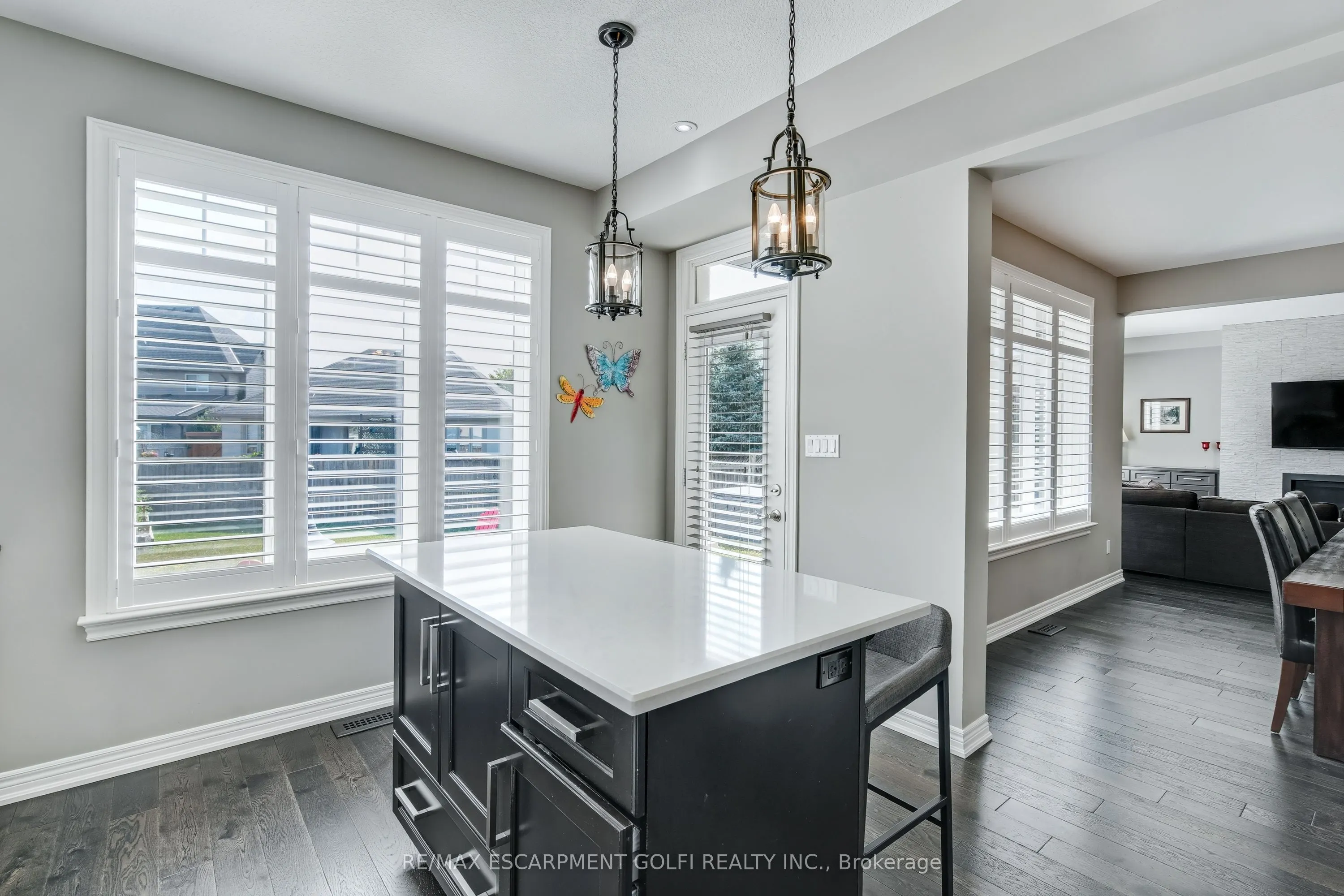87 ANASTASIA Boulevard