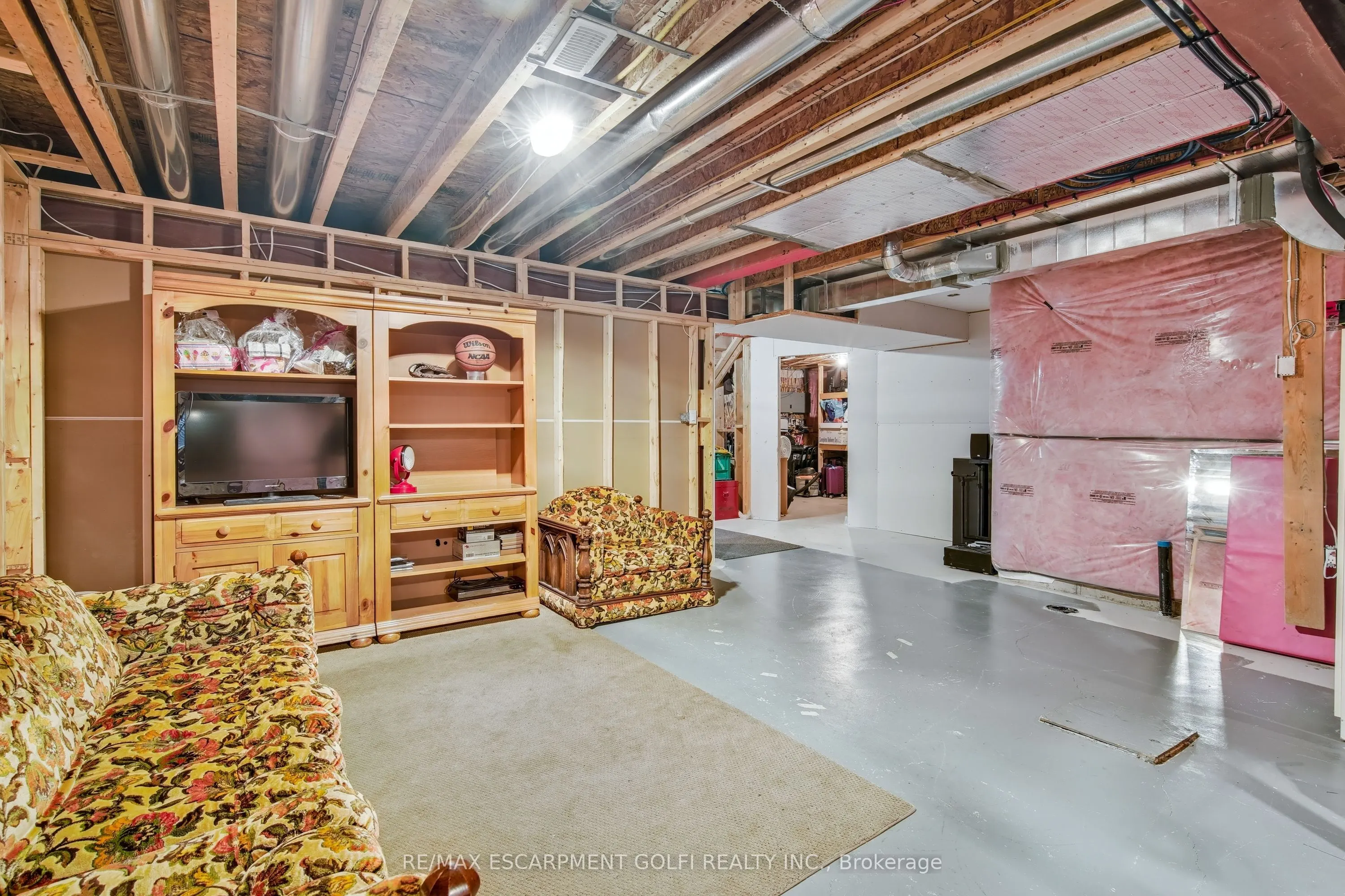 87 ANASTASIA Boulevard