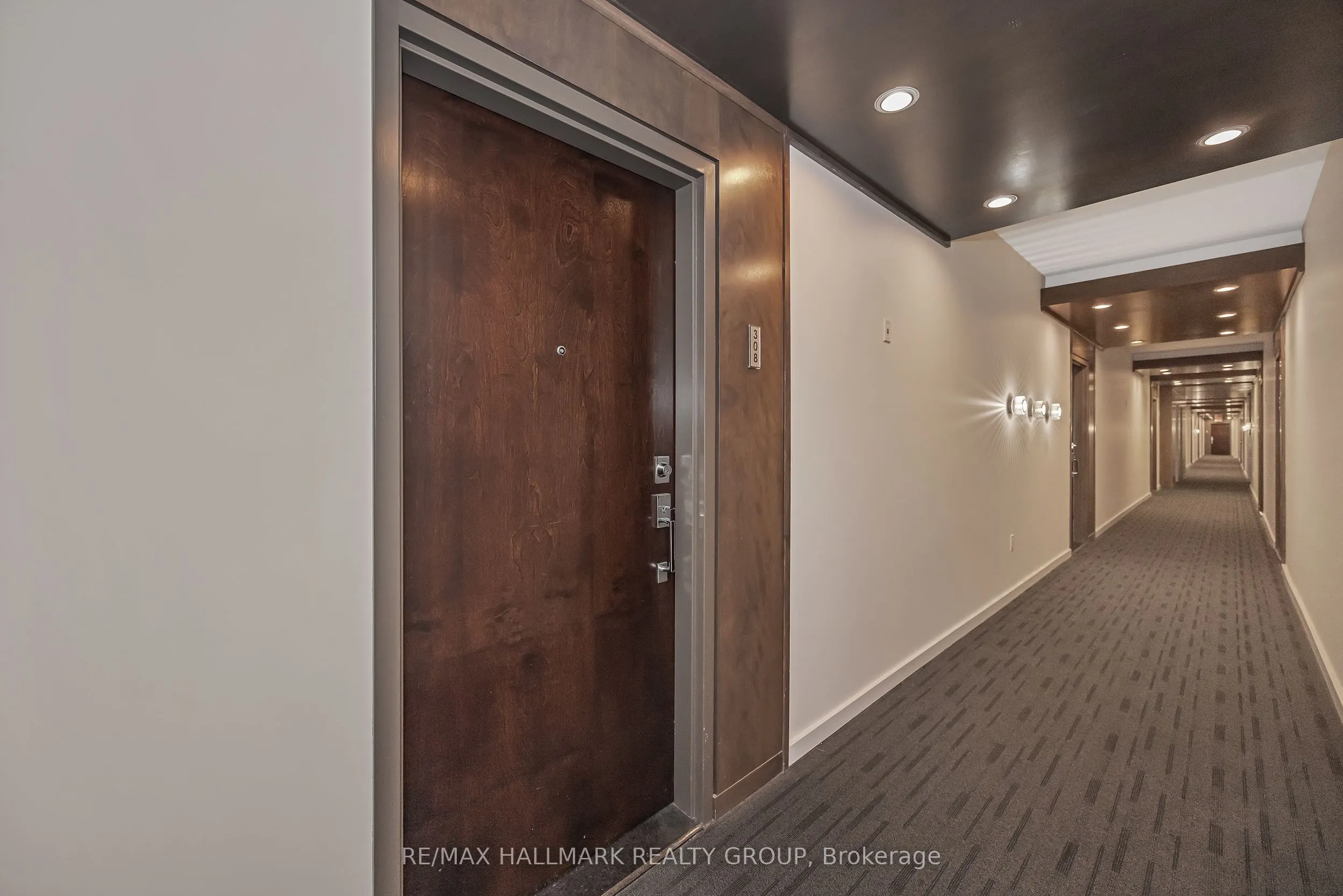 101 Richmond Road, #308