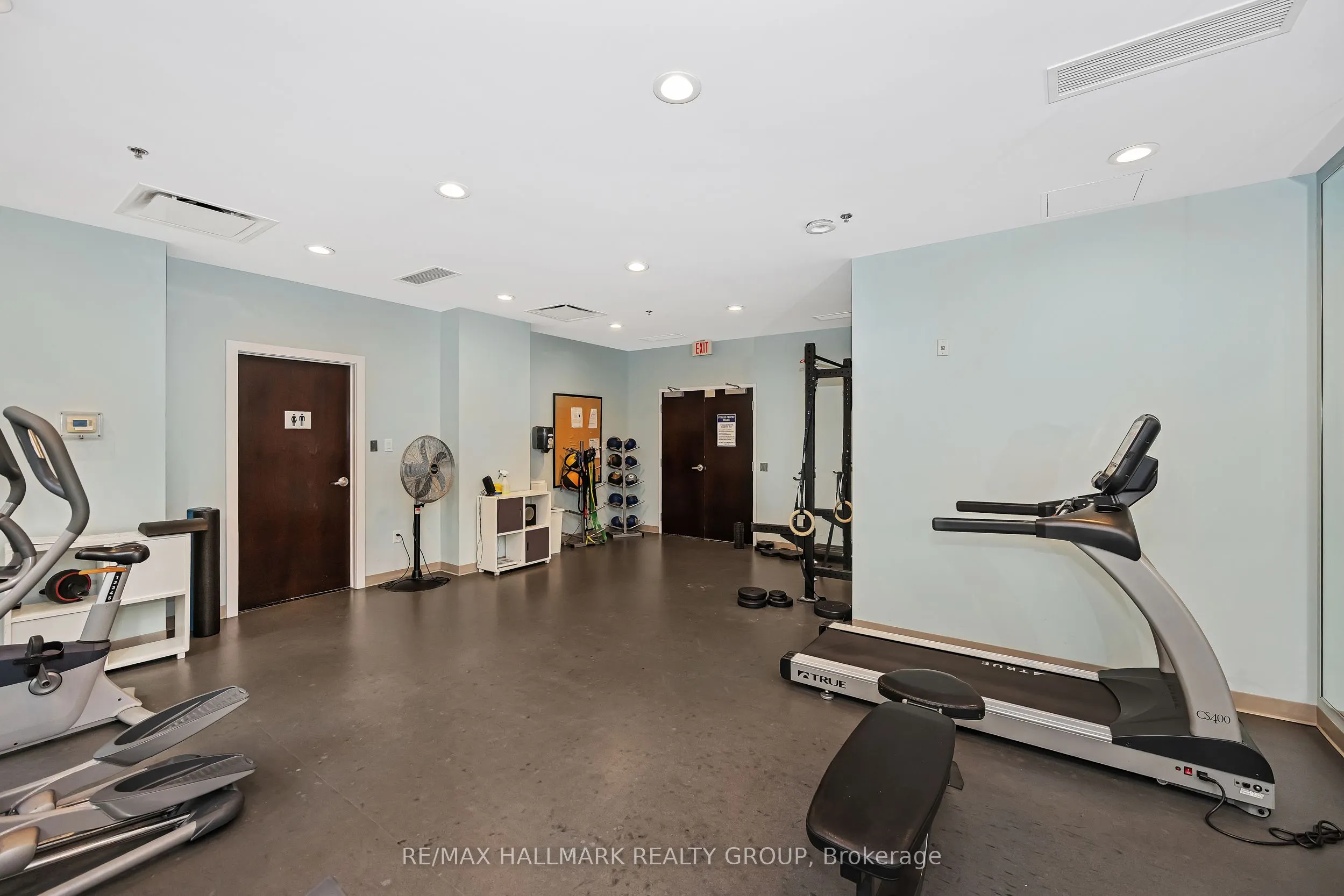 101 Richmond Road, #308
