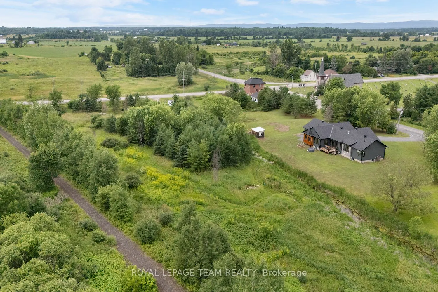 3783 Woodkilton Road