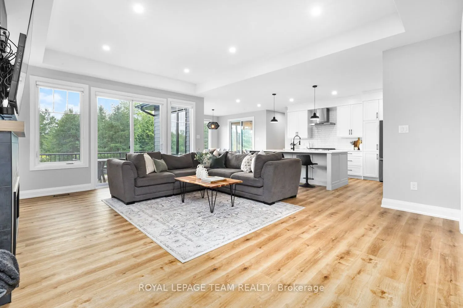 3783 Woodkilton Road