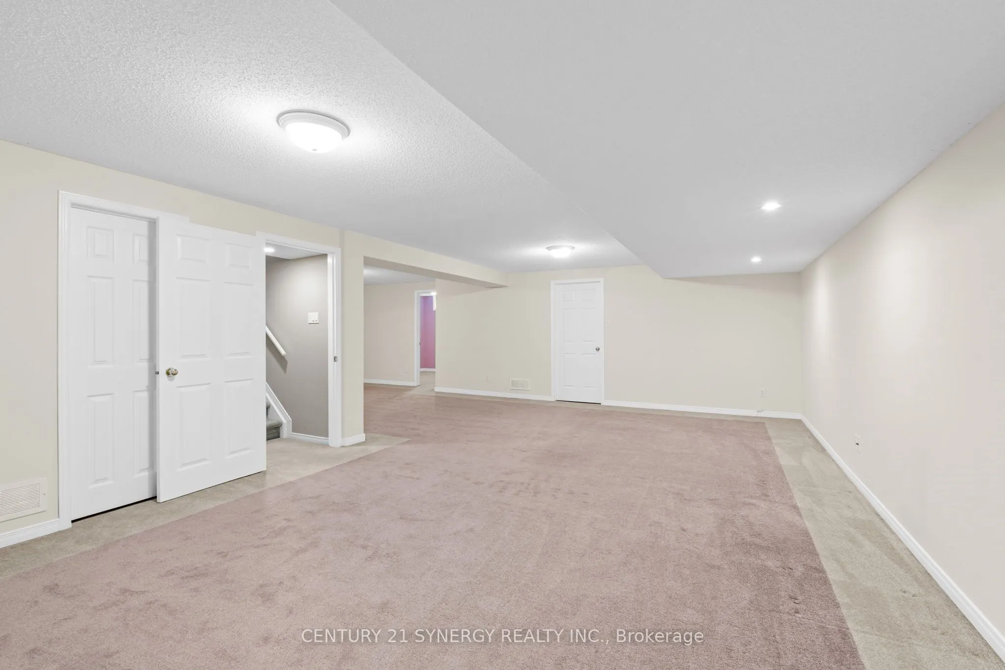 54 Dr Gordon Crescent