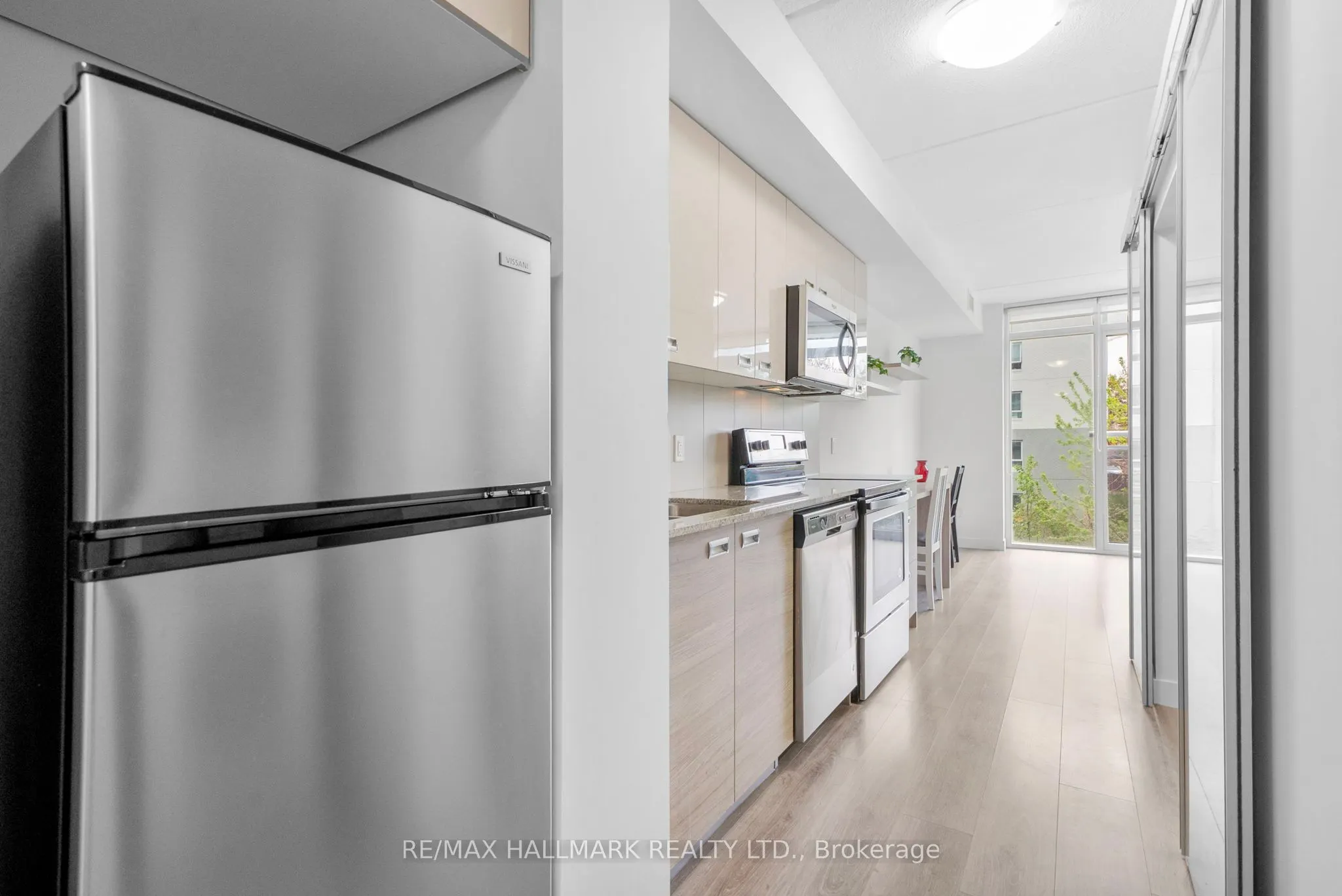 308 Lester Street, #202