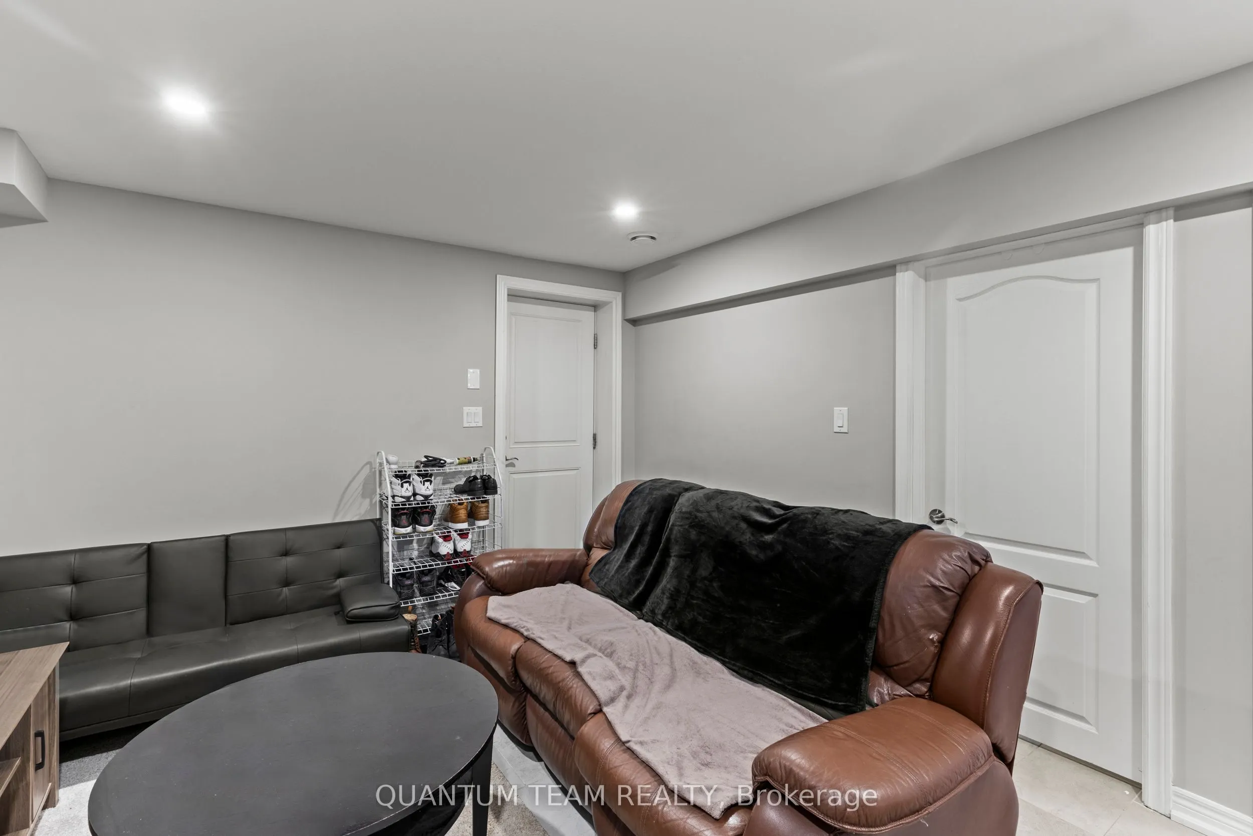 86 Homestead Way