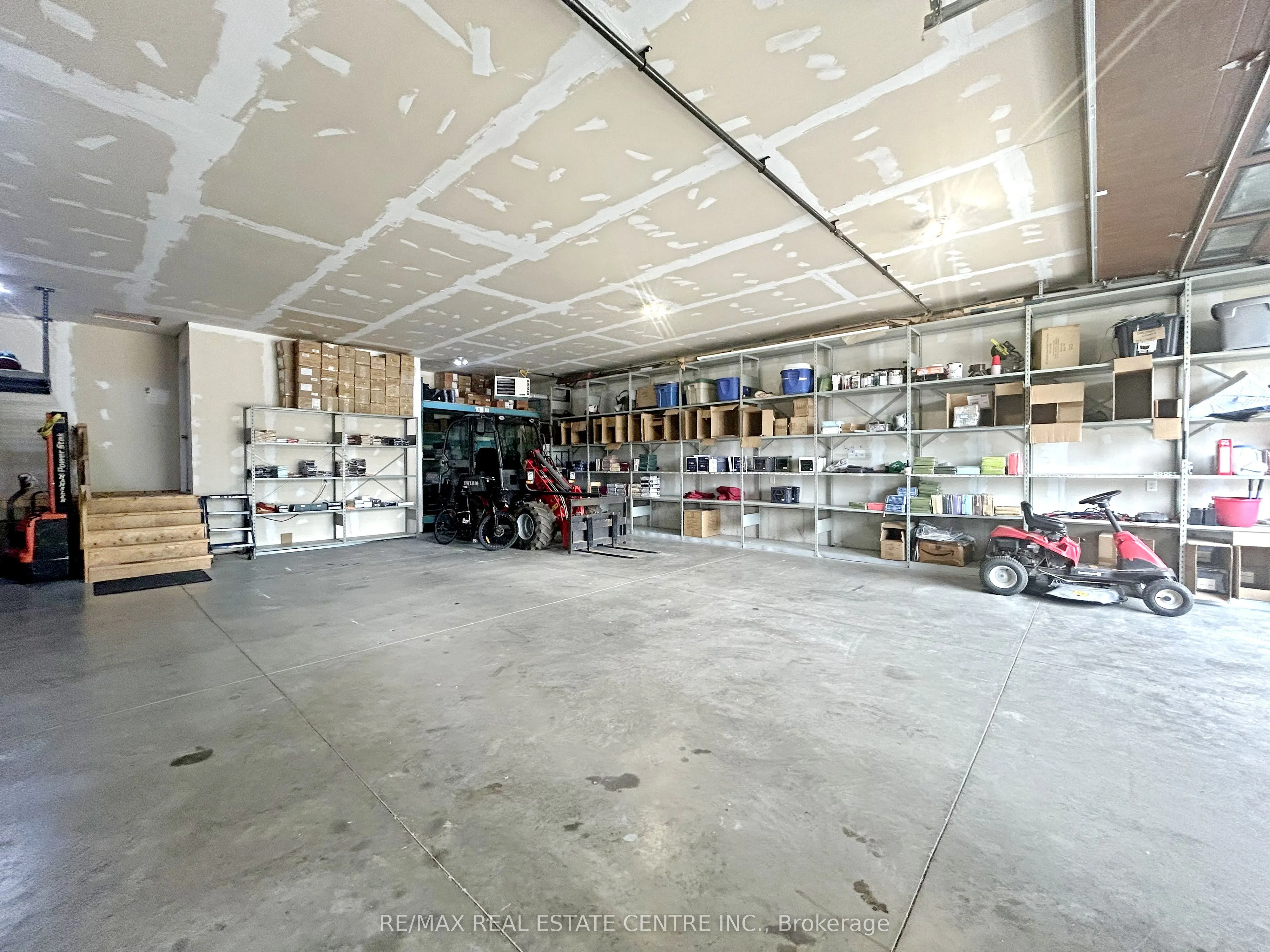 2 Cedar Grove Road
