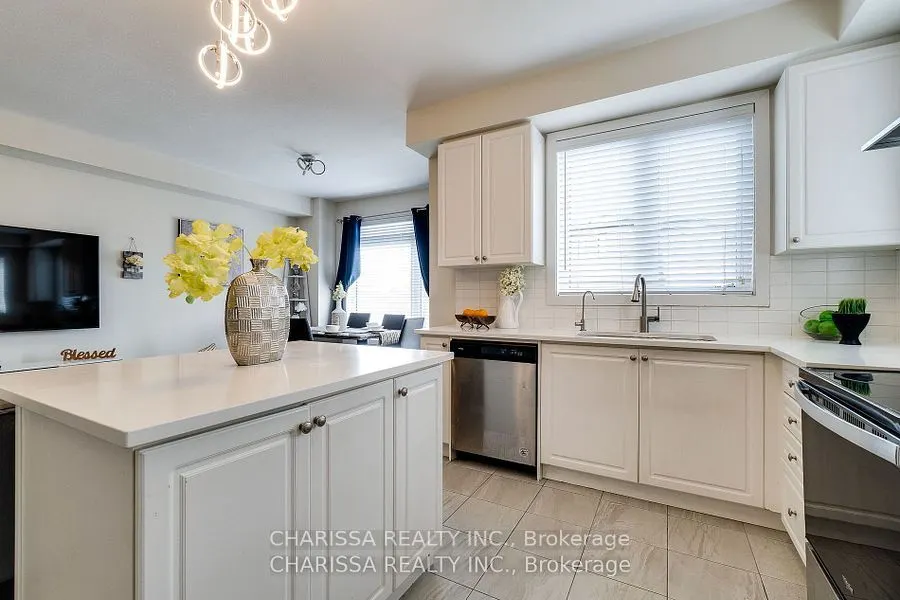 590 North Service Road N, #98