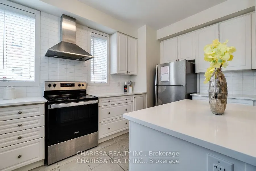 590 North Service Road N, #98